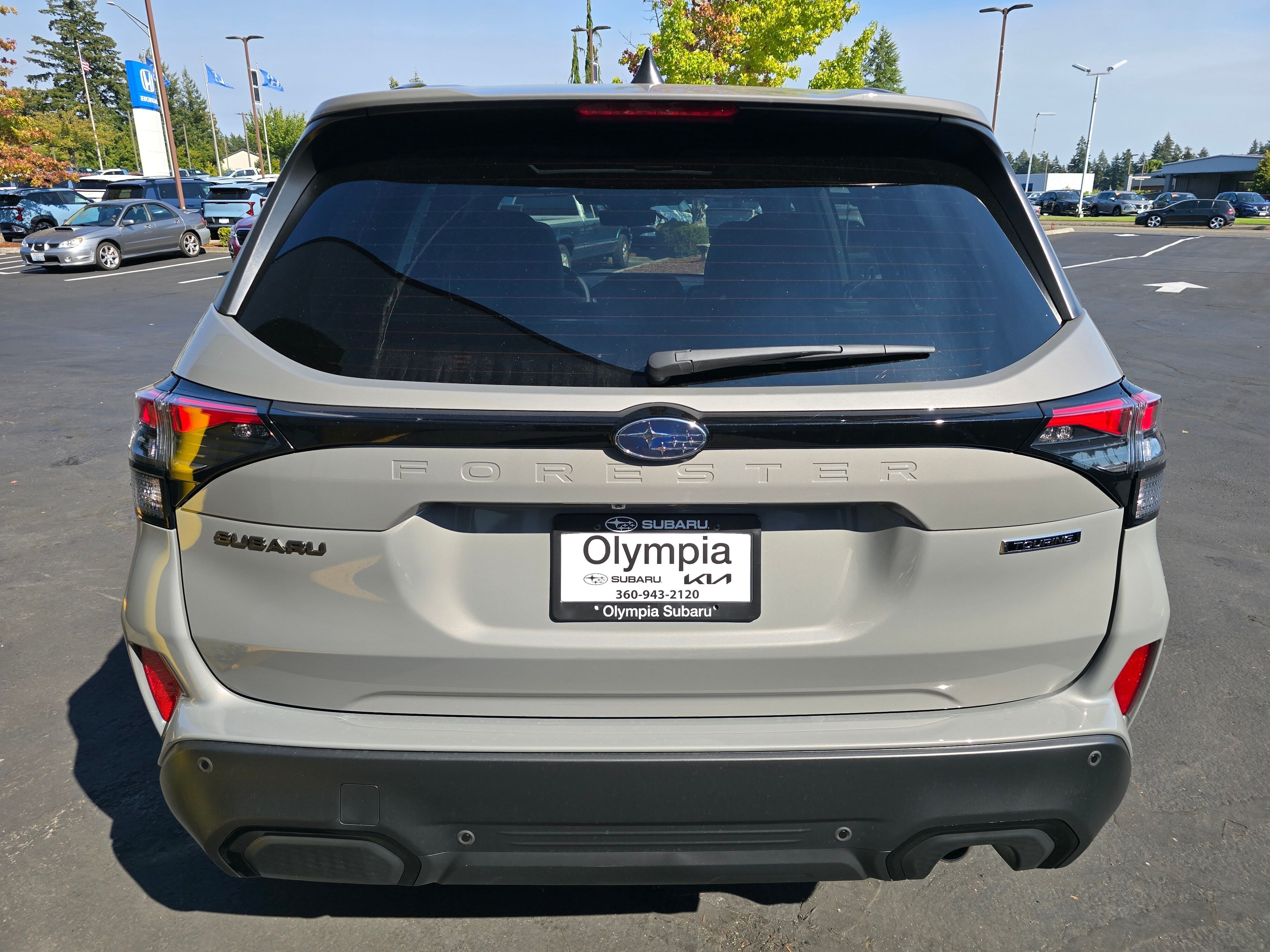 New 2026 RIVER ROCK PEARL Subaru Touring image 5