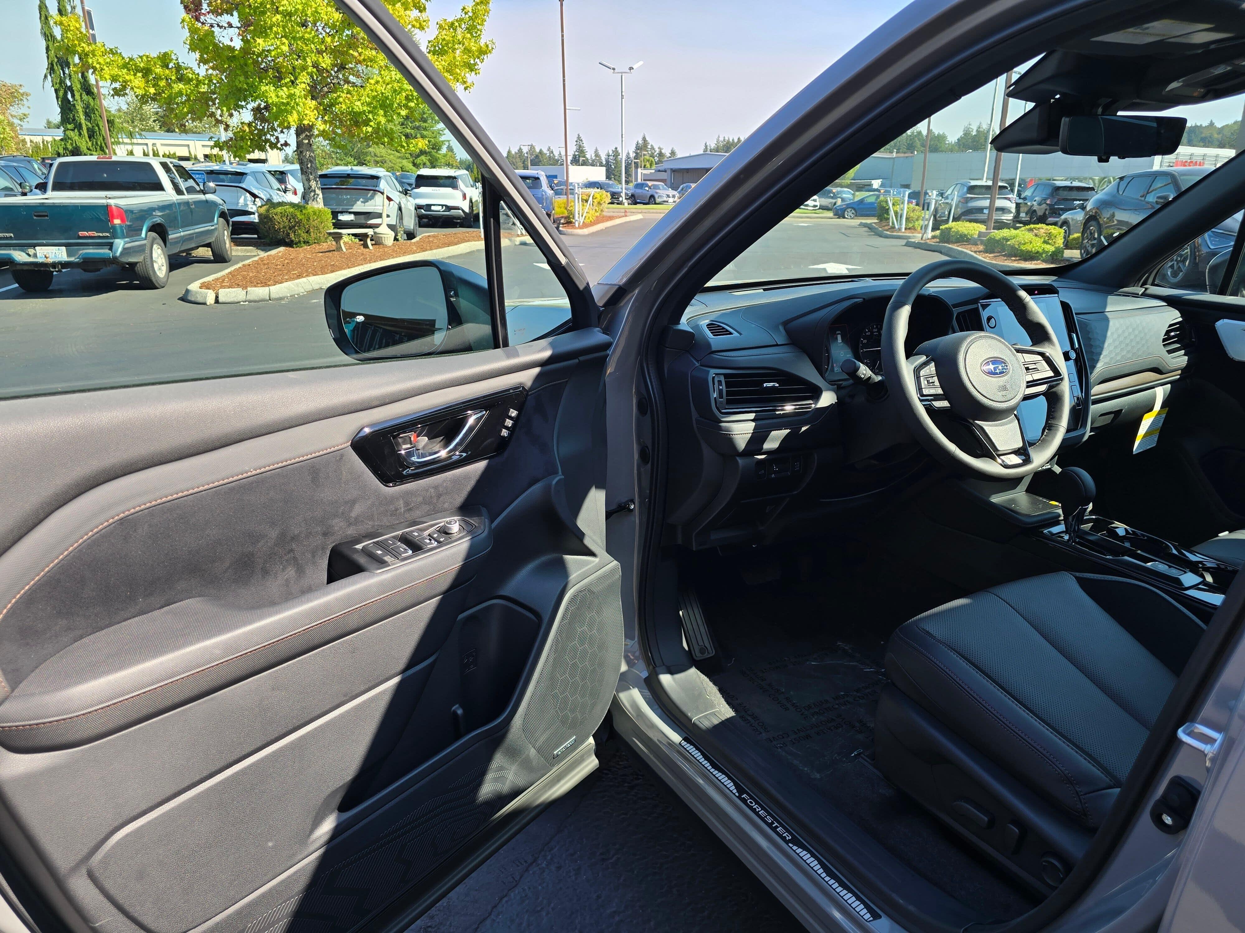 New 2026 RIVER ROCK PEARL Subaru Touring image 7