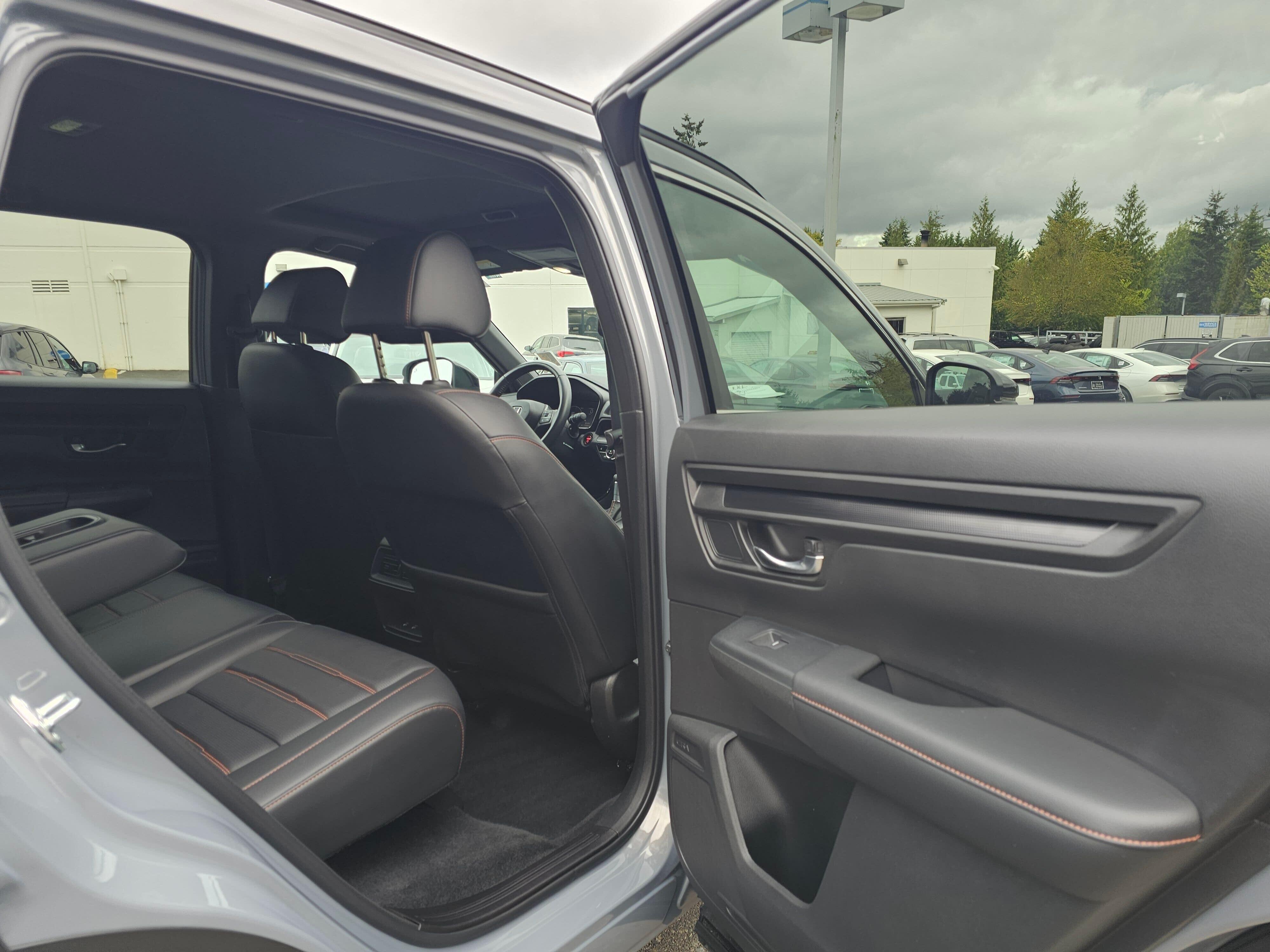 Certified Used 2024 Urban Gray Pearl Honda HYBRID AWD SPORT-L image 15
