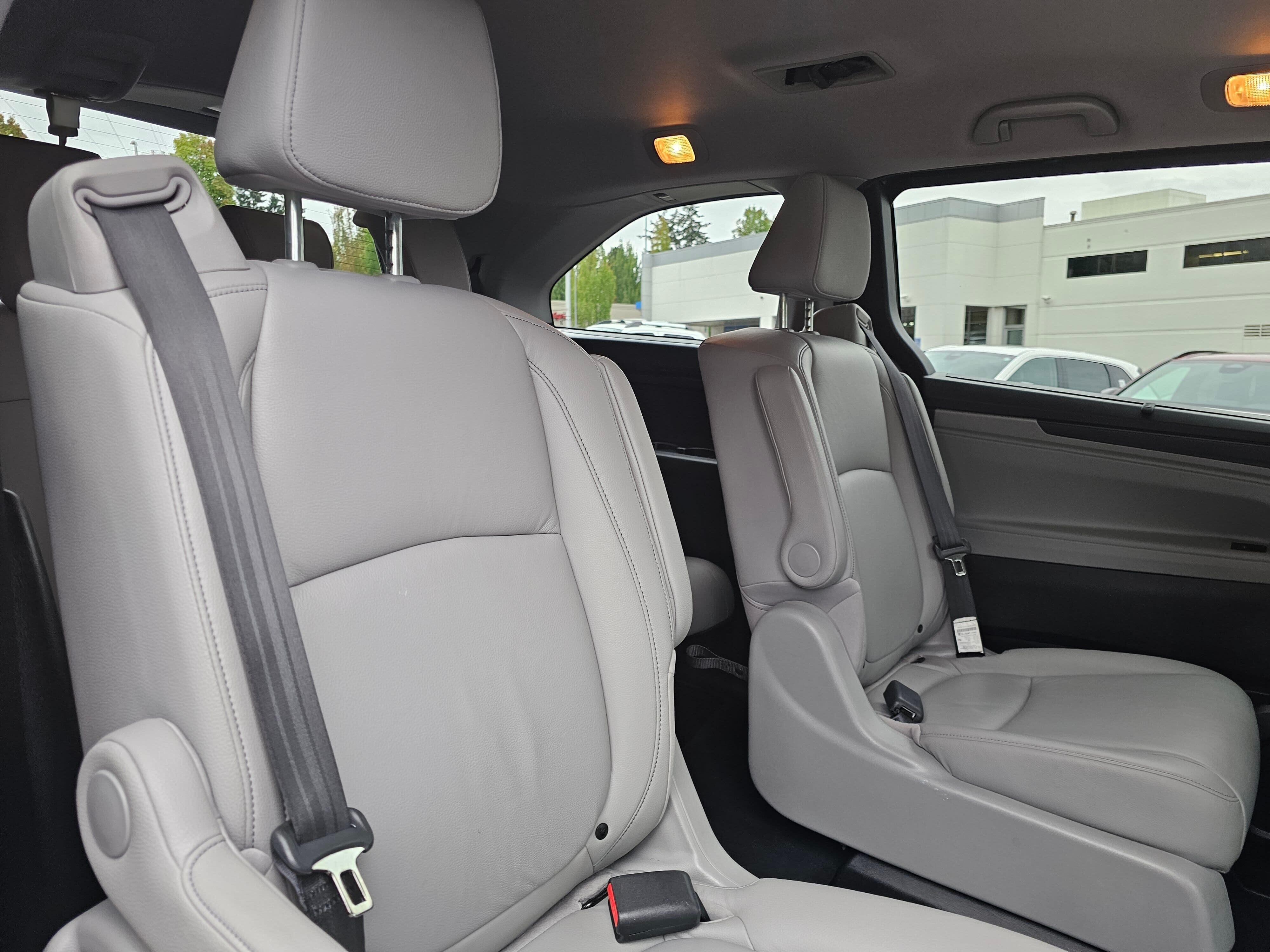2023 Honda Odyssey EX-L - Photo 13