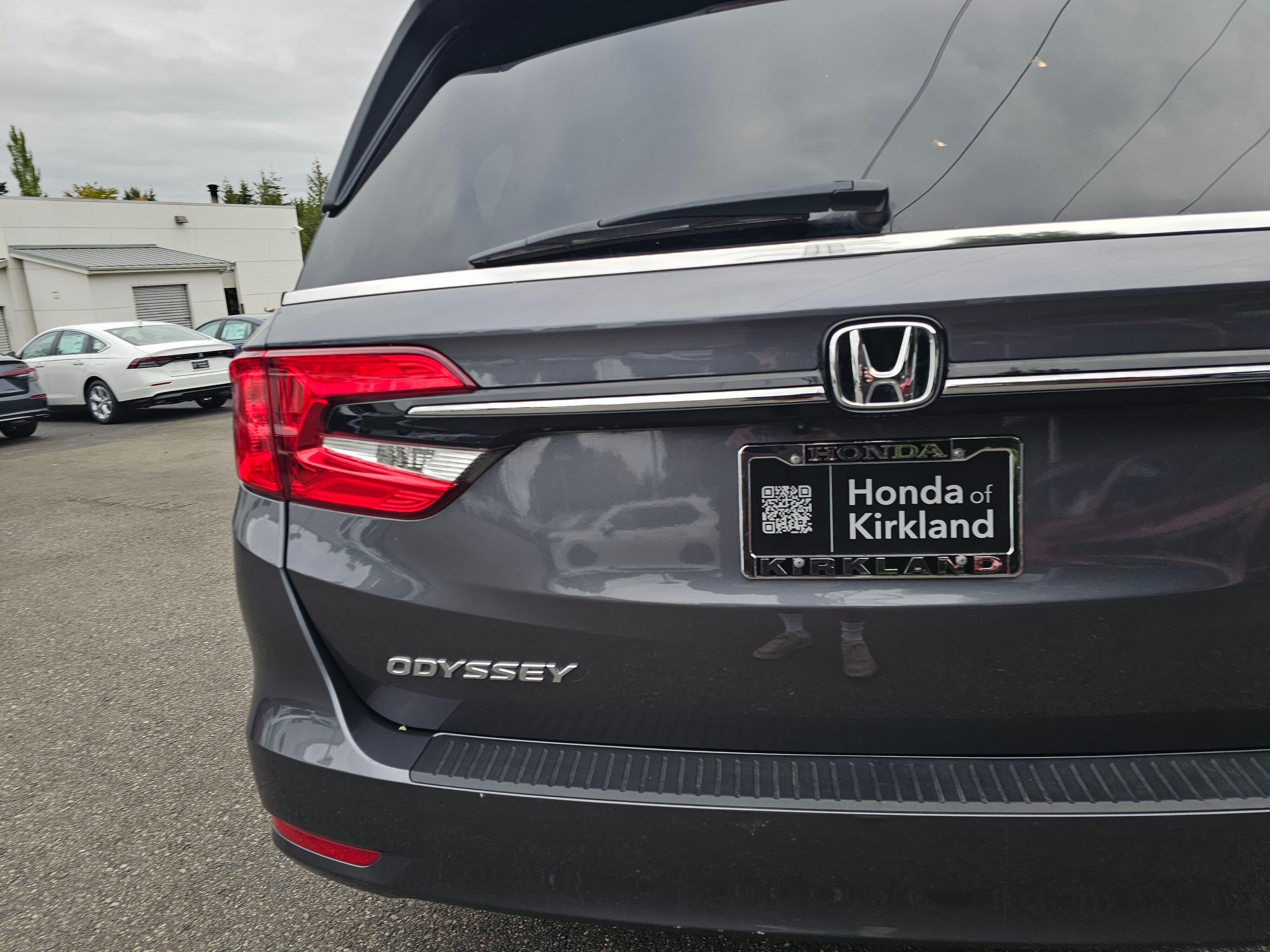 2023 Honda Odyssey EX-L - Photo 16