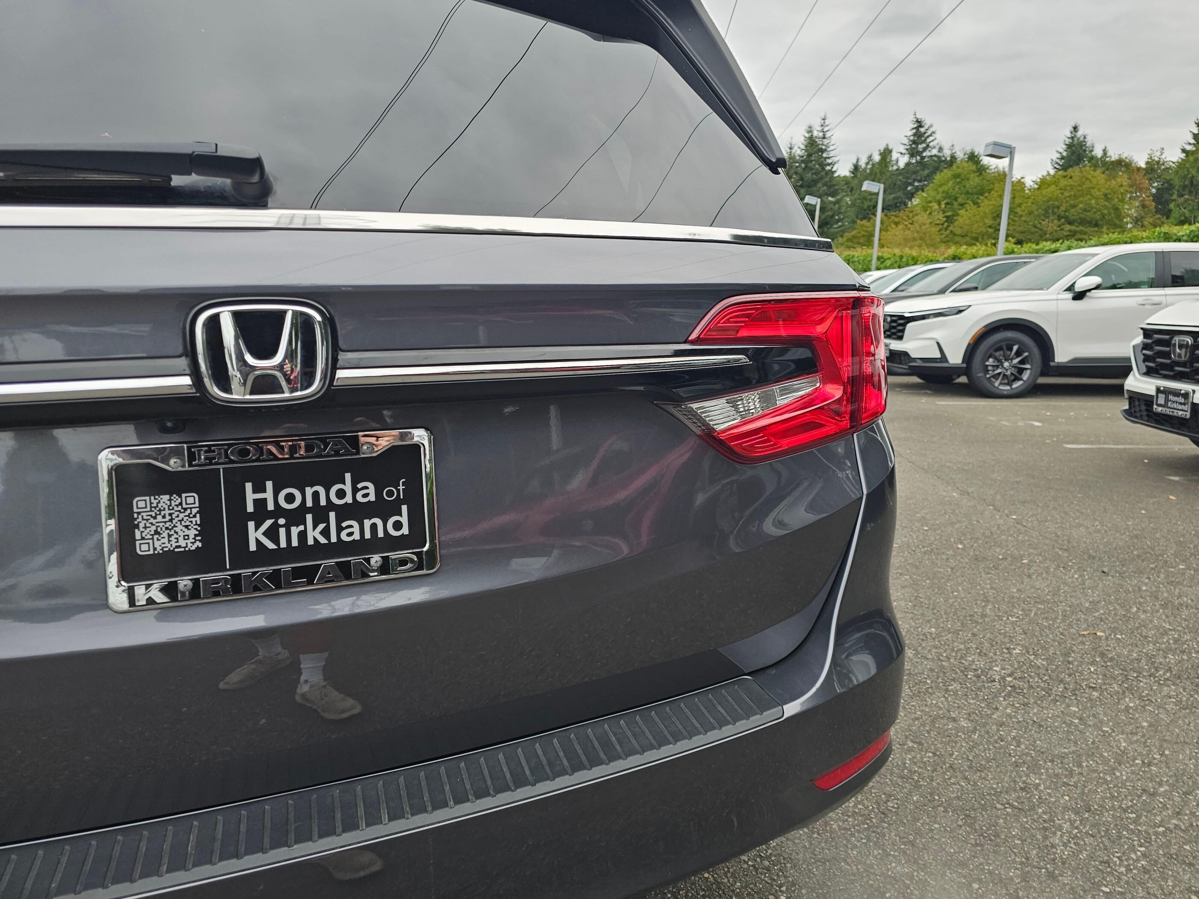 2023 Honda Odyssey EX-L - Photo 17