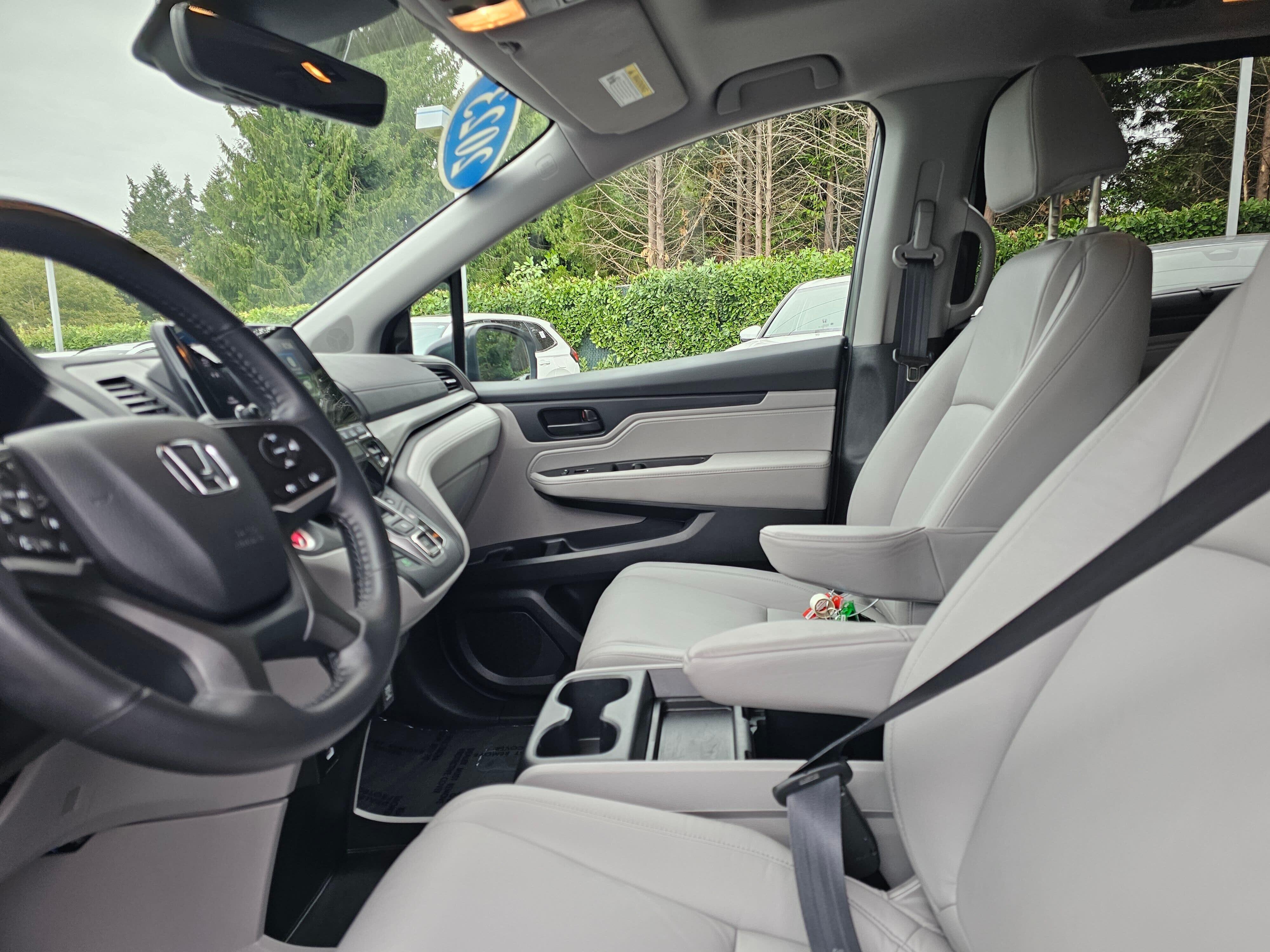 2023 Honda Odyssey EX-L - Photo 24