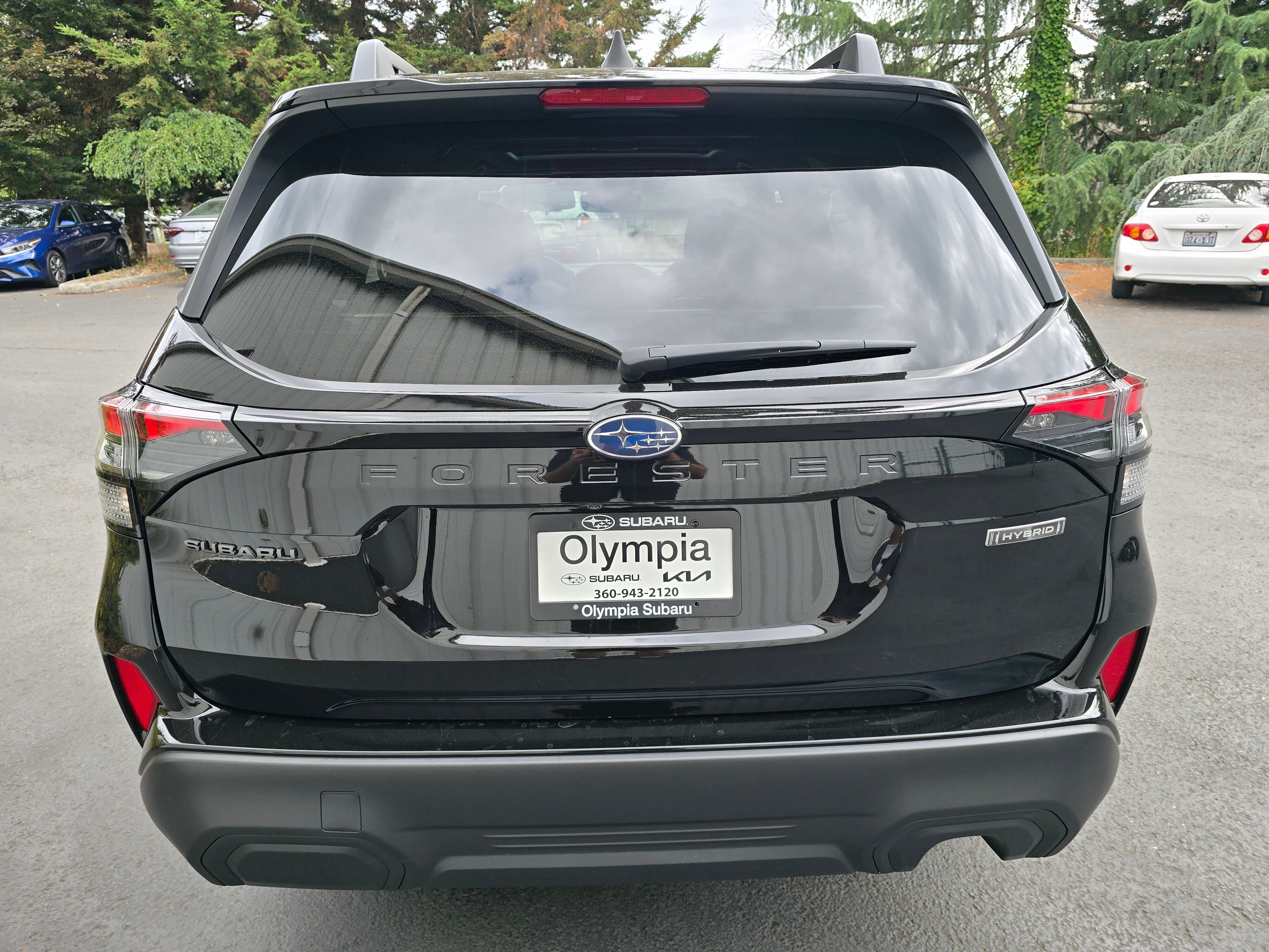 New 2026 CRYSTAL BLACK SILICA Subaru Premium Hybrid image 5