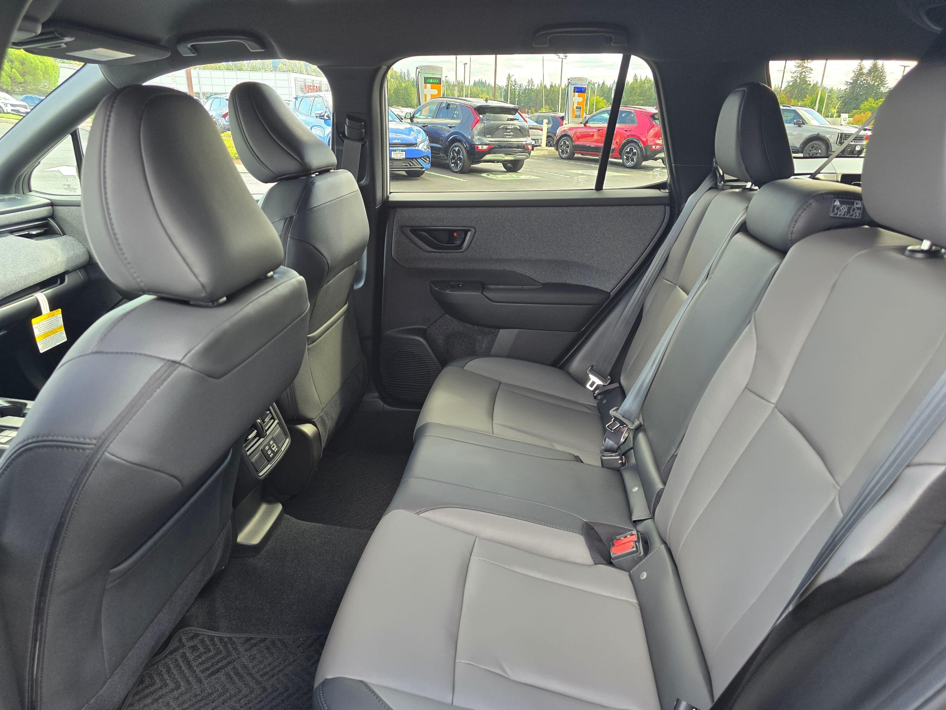 New 2026 ICE SILVER METALLIC Subaru Premium image 10