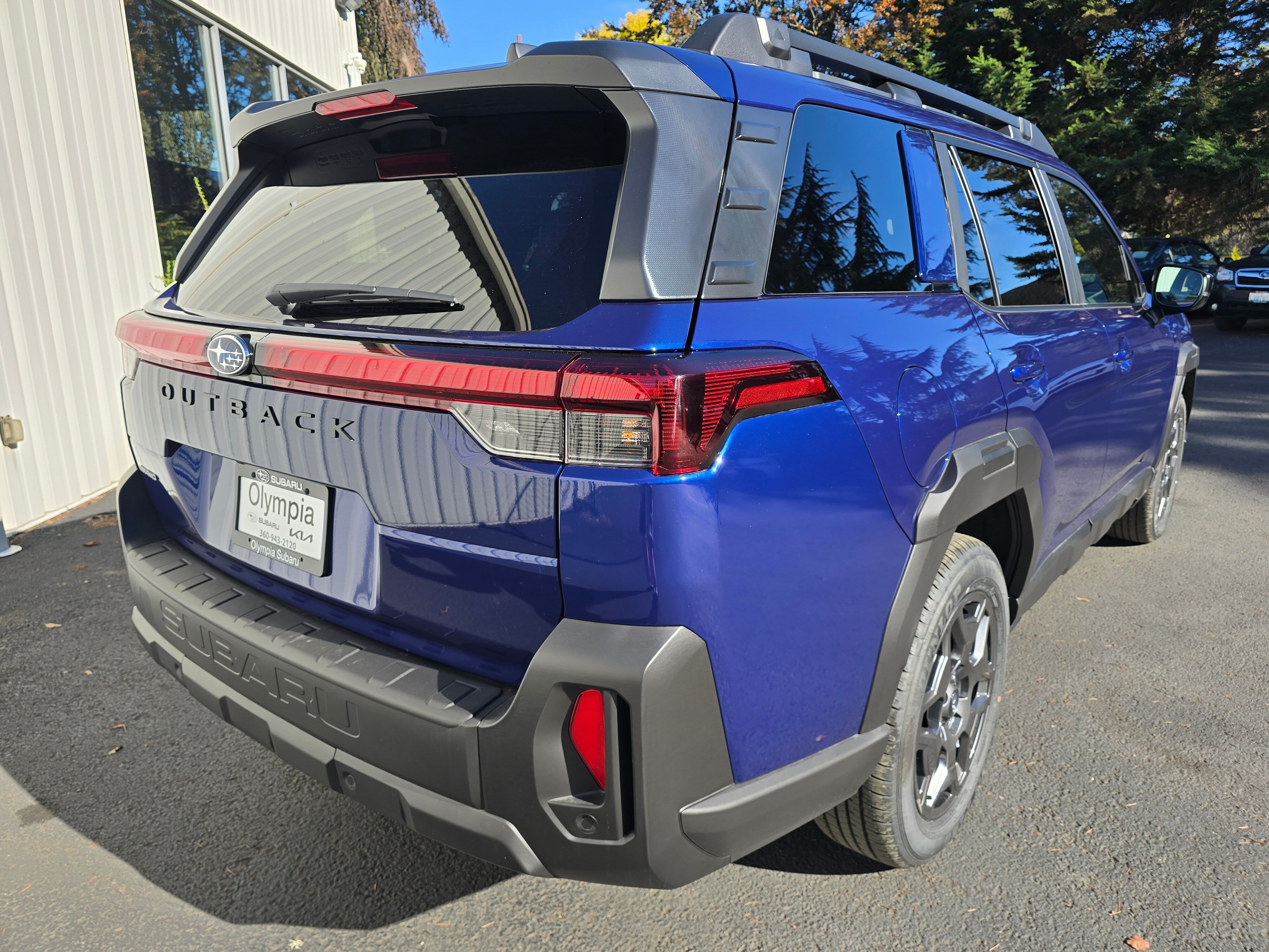 New 2026 SAPPHIRE BLUE PEARL Subaru Premium image 4