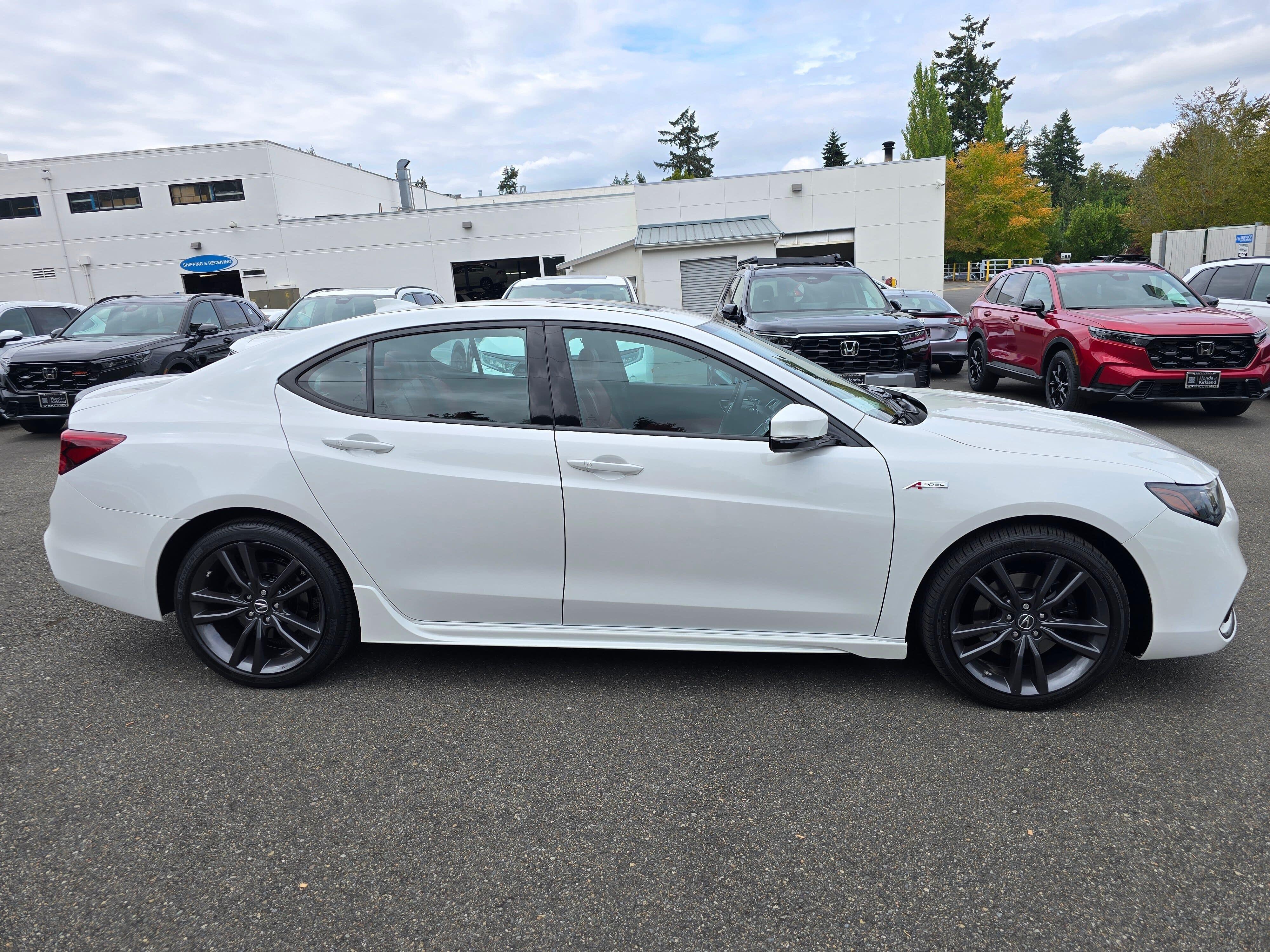 Used 2020 Platinum White Pearl Acura 3.5L PMC Edition image 8