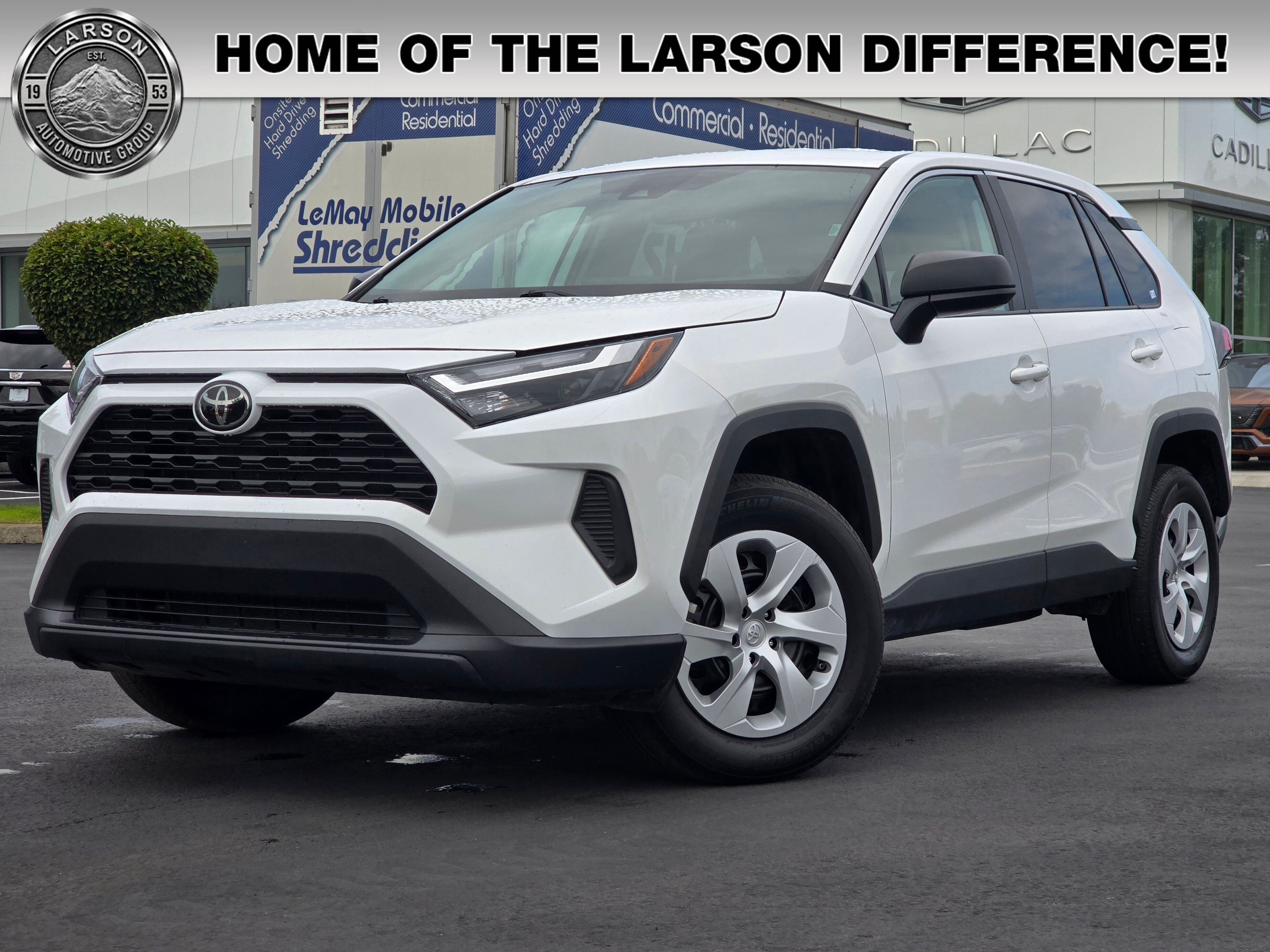 2025 Toyota RAV4 LE AWD