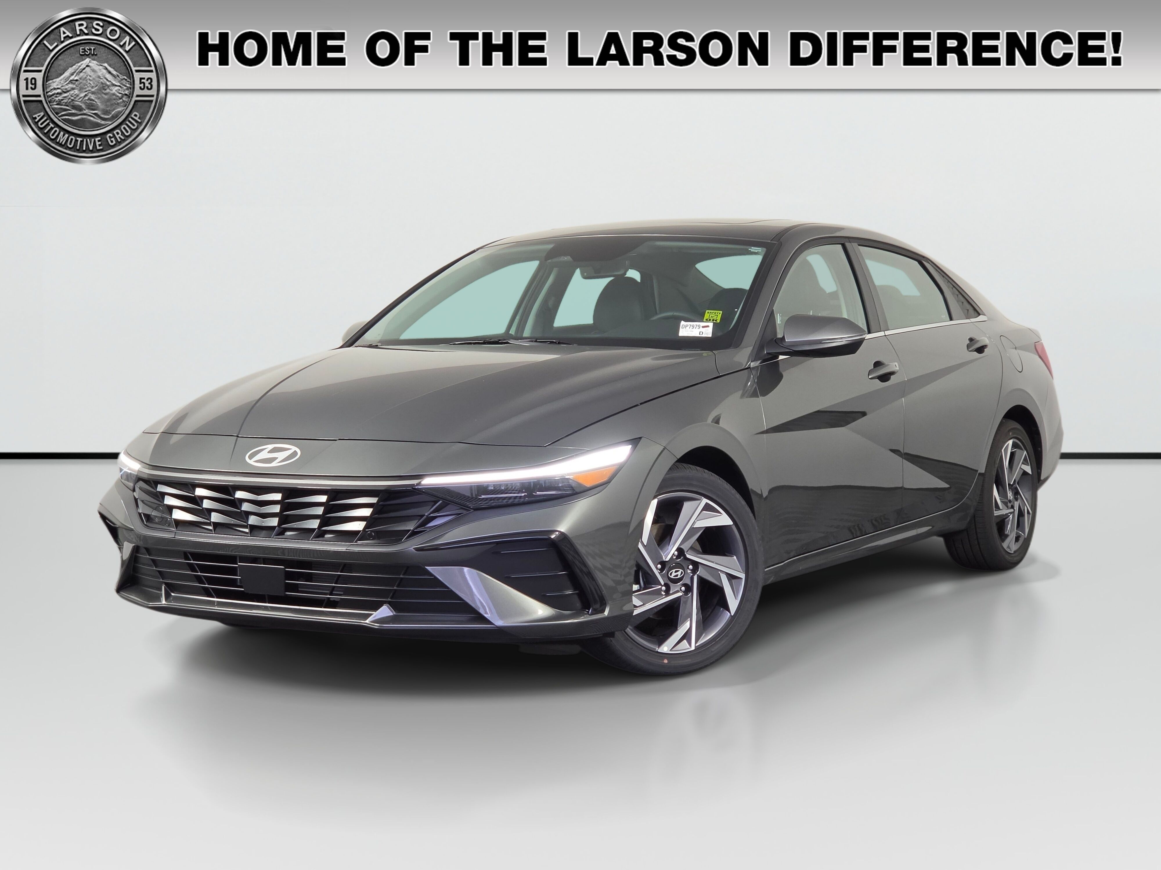 Amazon Gray 2026 Hyundai Elantra Sedan Front-Wheel Drive Continuously Variable Transmission