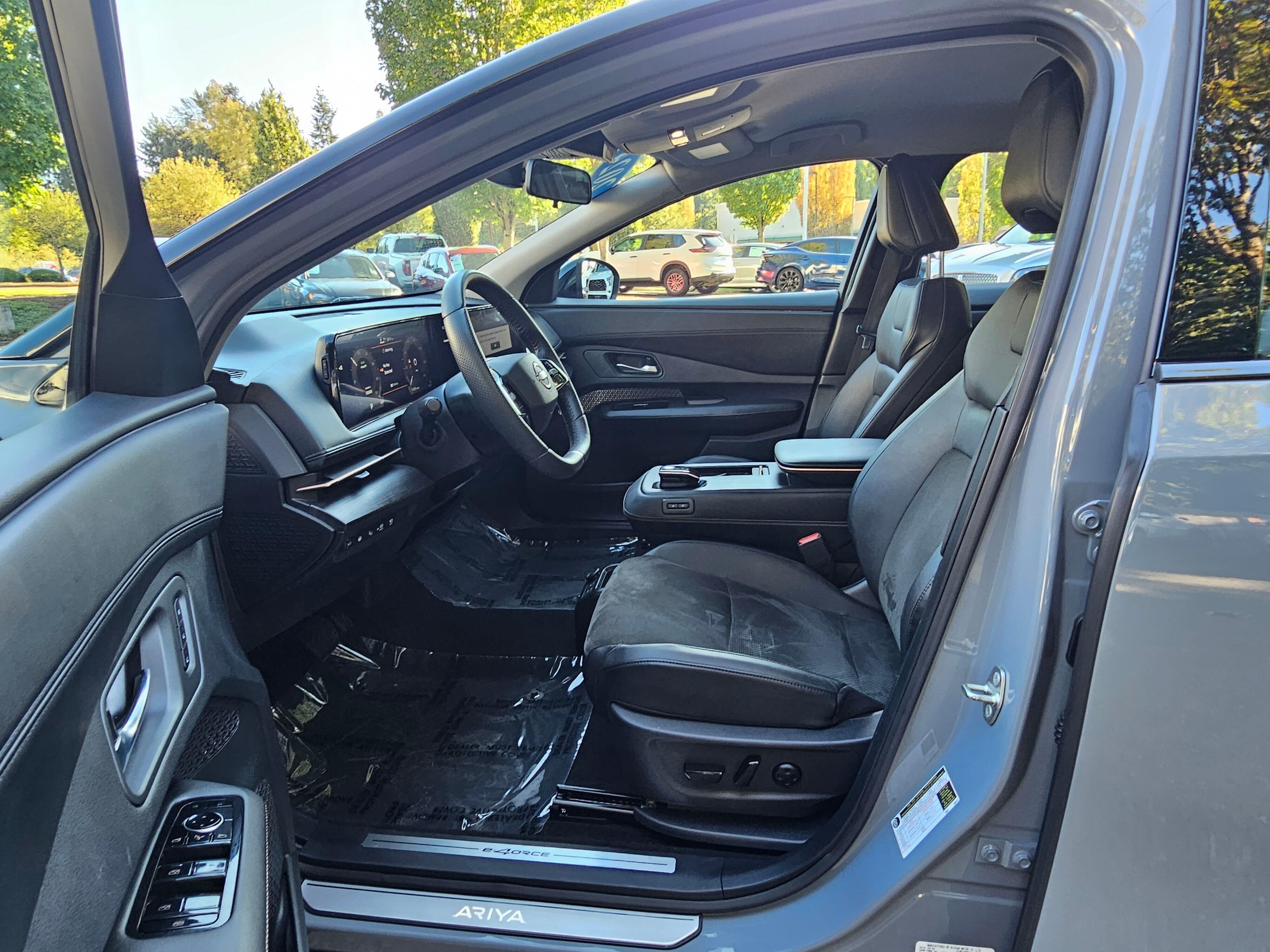 Used 2024 Boulder Gray Pearl/Black Diamond Pearl Nissan ENGAGE e-4ORCE image 23