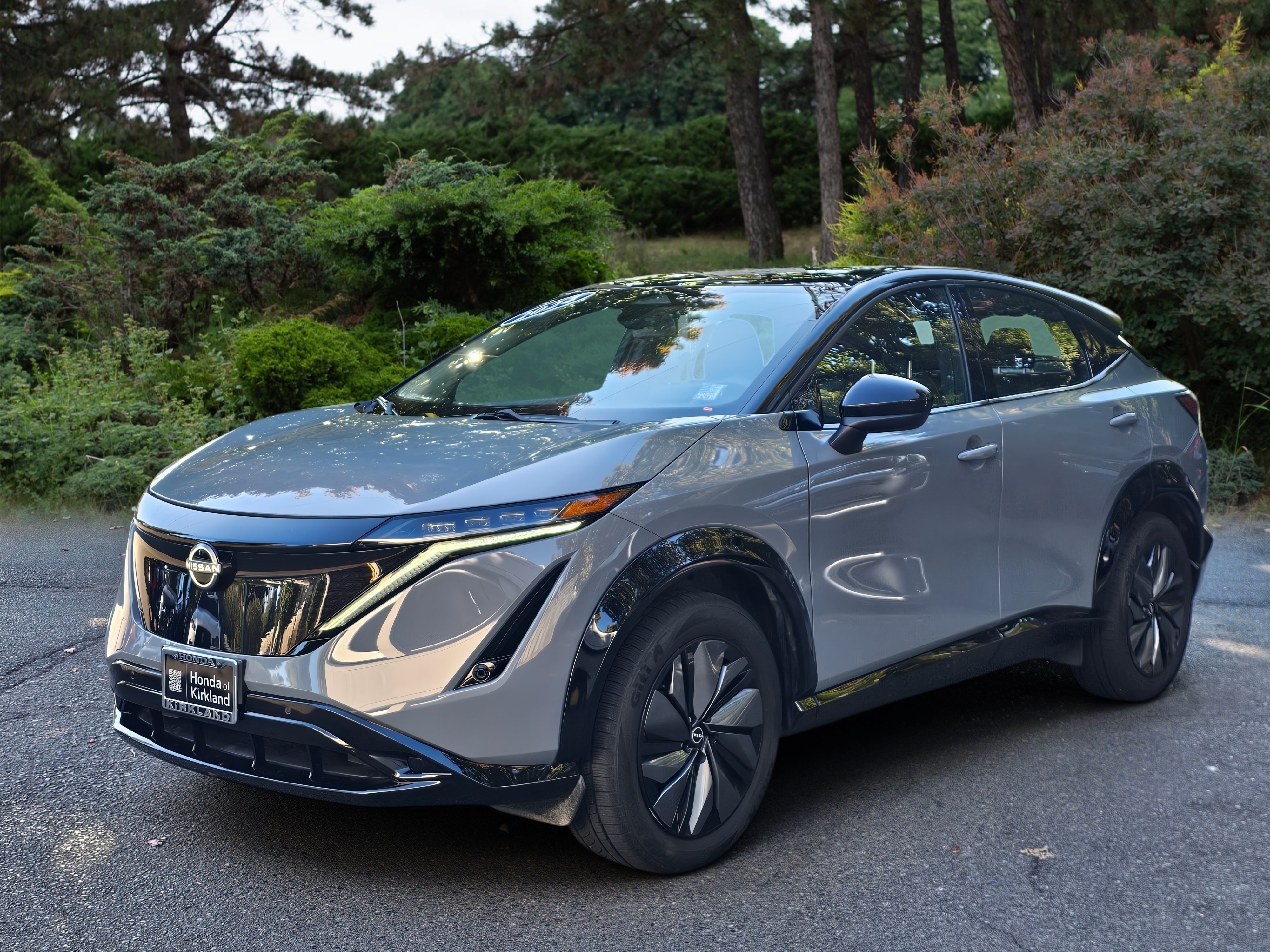 Used 2024 Boulder Gray Pearl/Black Diamond Pearl Nissan ENGAGE e-4ORCE image 3