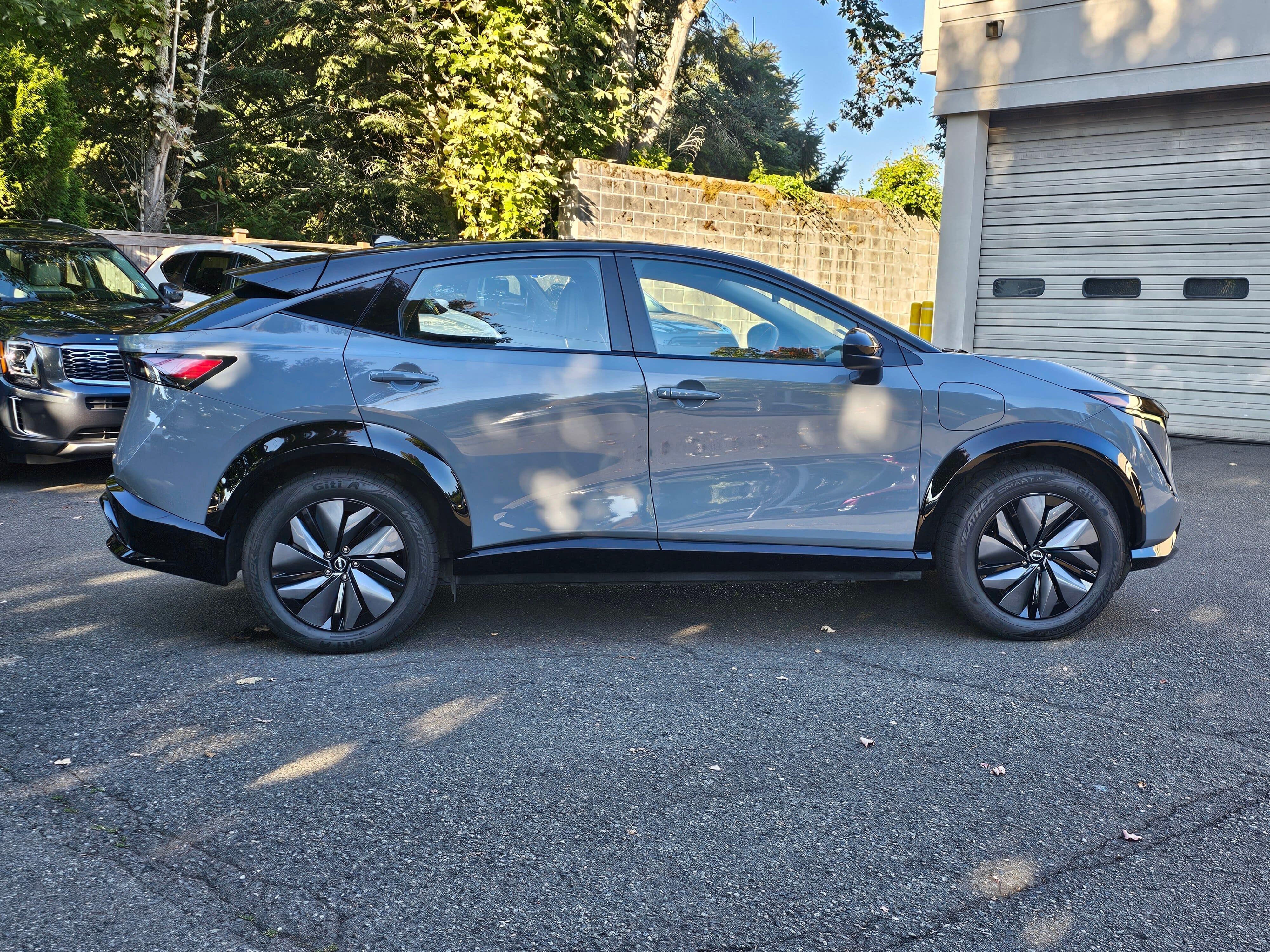 Used 2024 Boulder Gray Pearl/Black Diamond Pearl Nissan ENGAGE e-4ORCE image 8