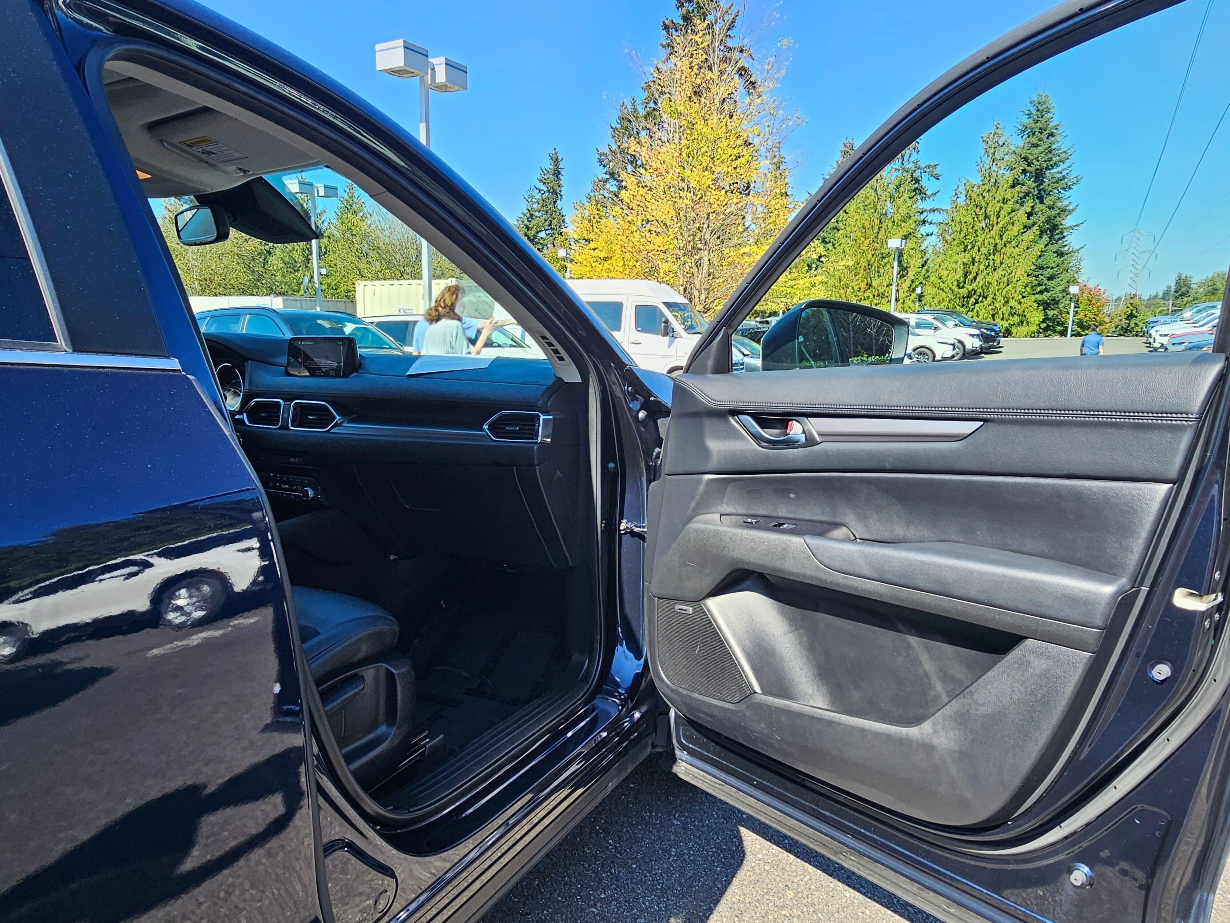 Used 2020 Deep Crystal Blue Mica Mazda Touring image 12