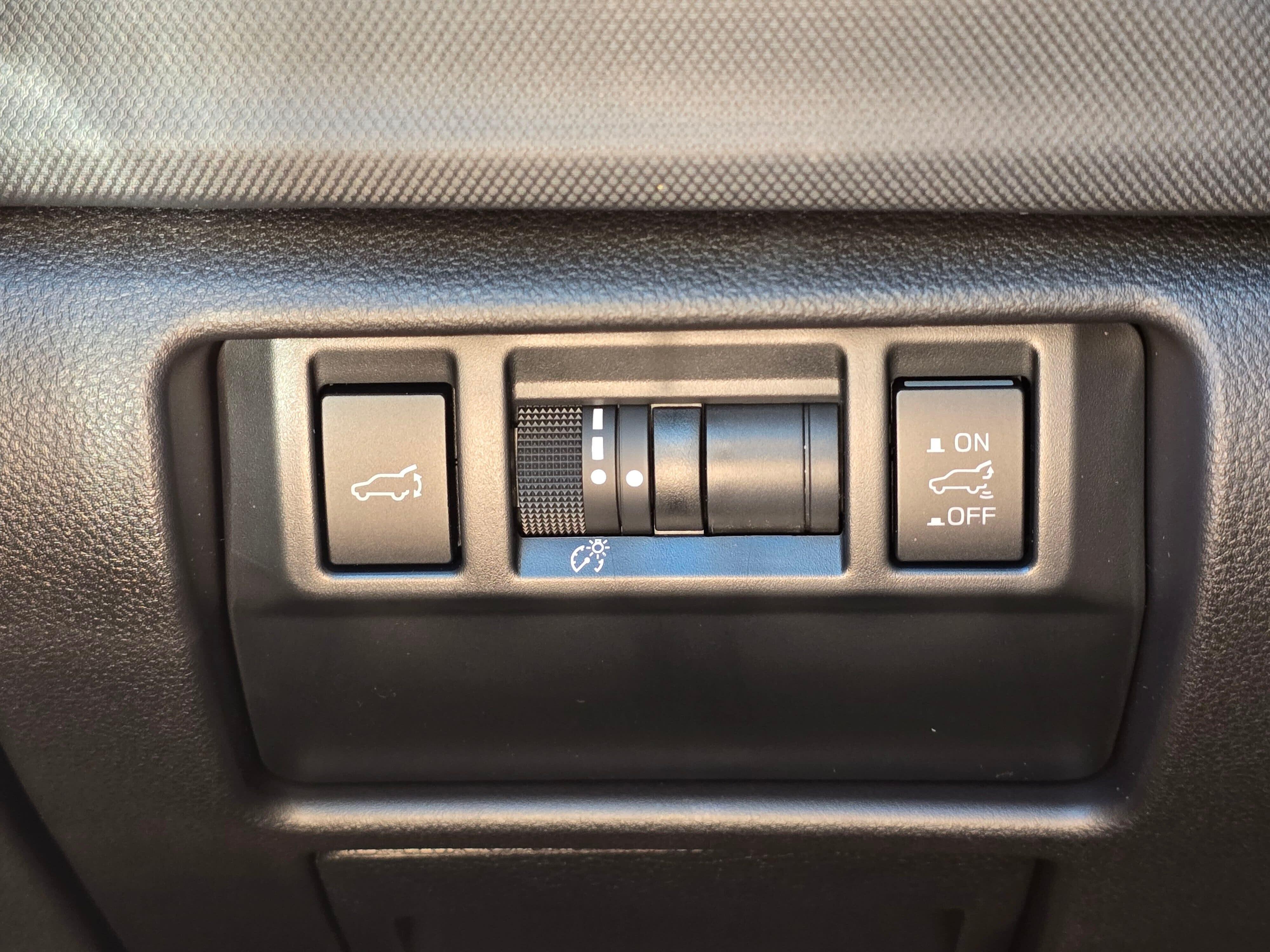 New 2026 CRYSTAL BLACK SILICA Subaru Premium image 18