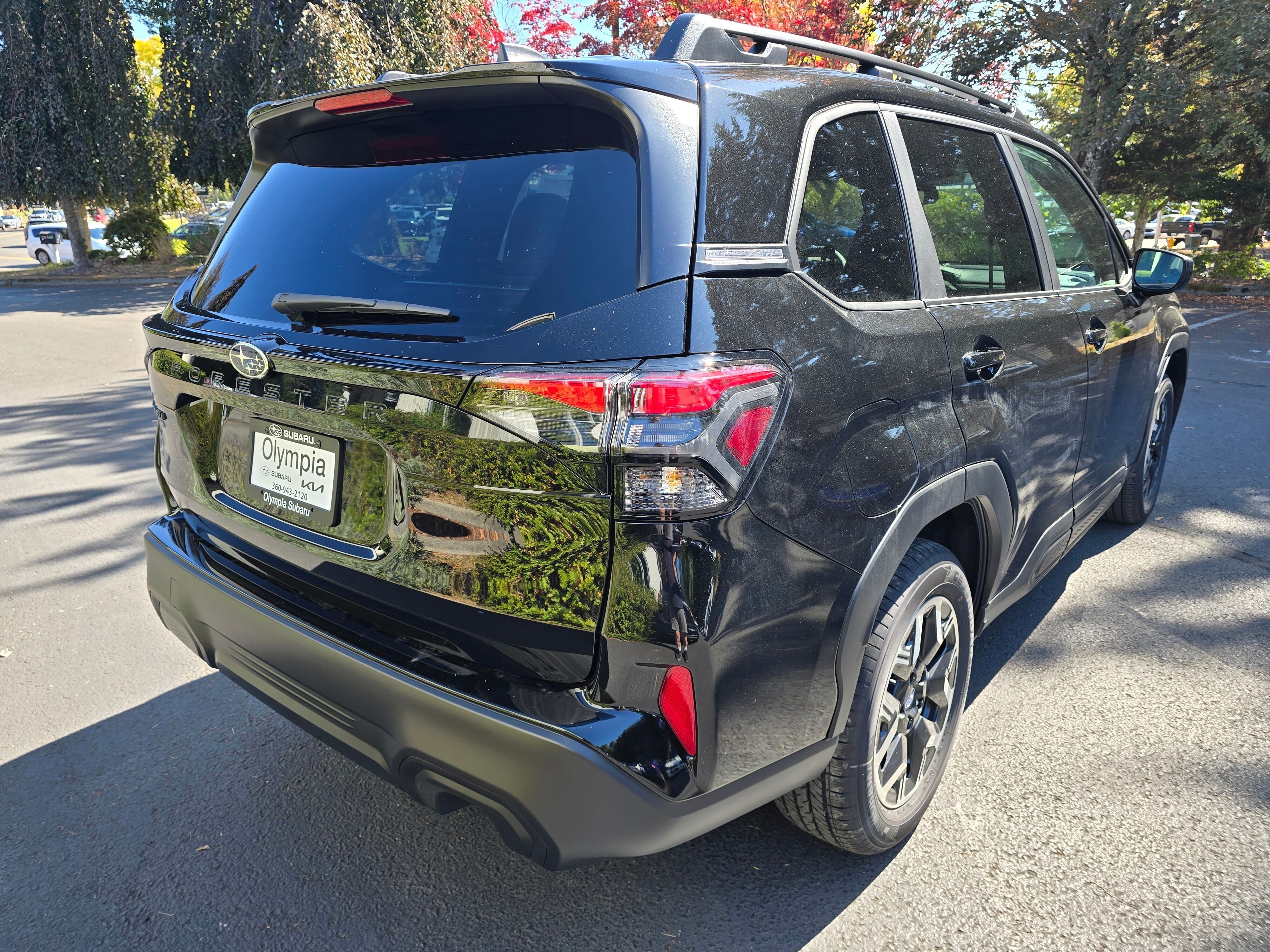 New 2026 CRYSTAL BLACK SILICA Subaru Premium image 4