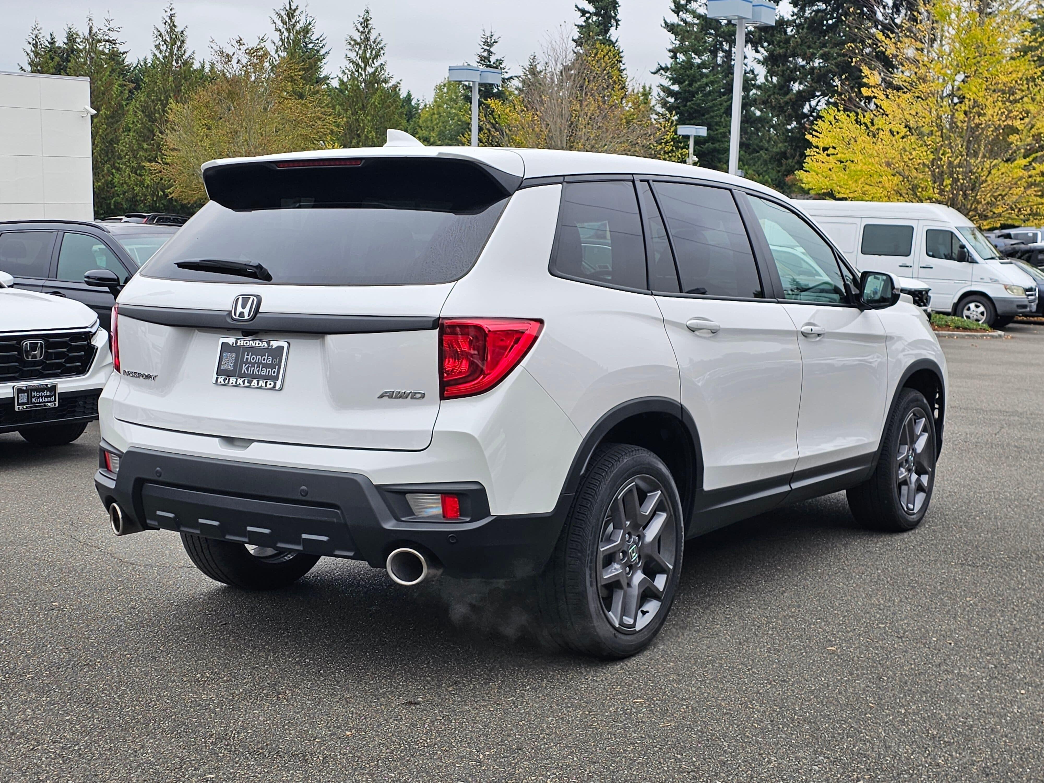 Certified Used 2023 Platinum White Pearl Honda AWD EX-L image 7