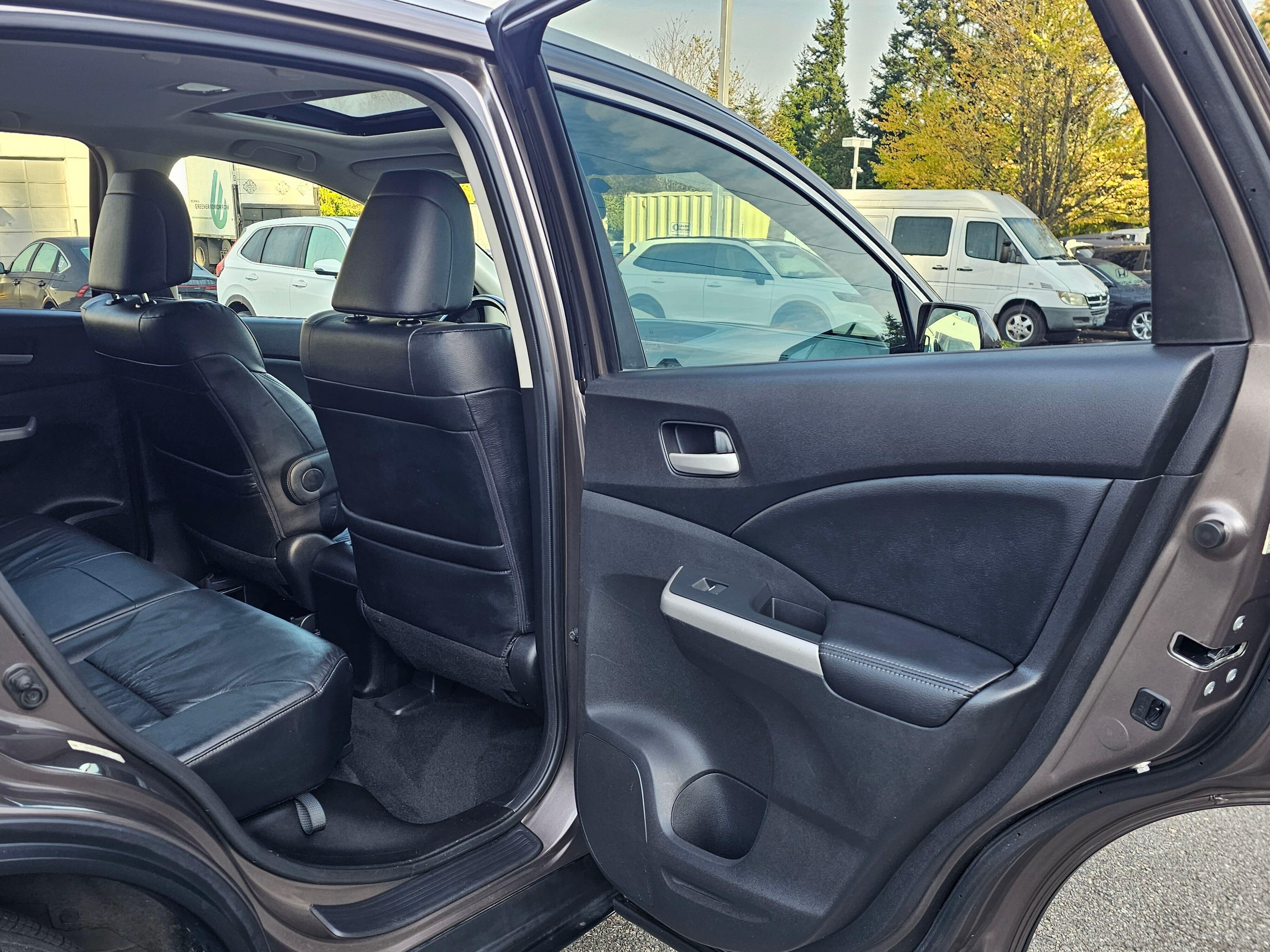 Used 2014 Kona Coffee Metallic Honda EX-L image 14