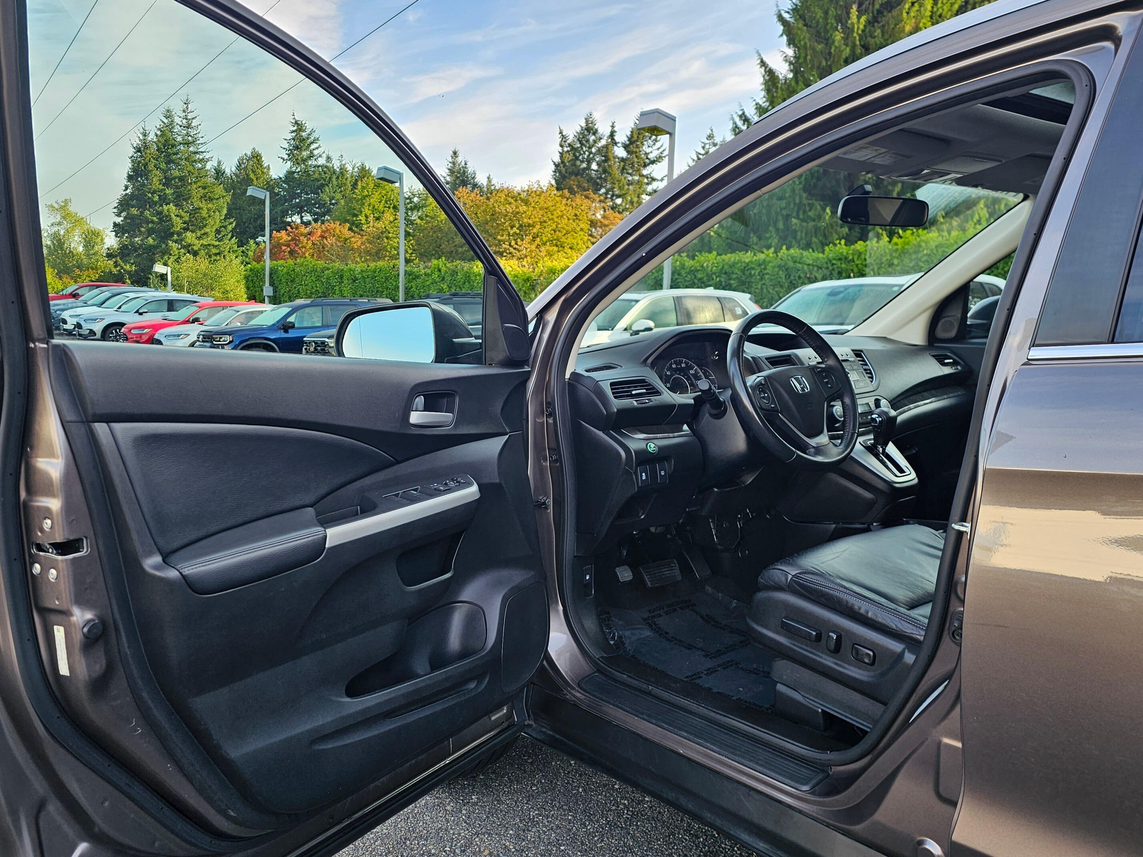 Used 2014 Kona Coffee Metallic Honda EX-L image 22