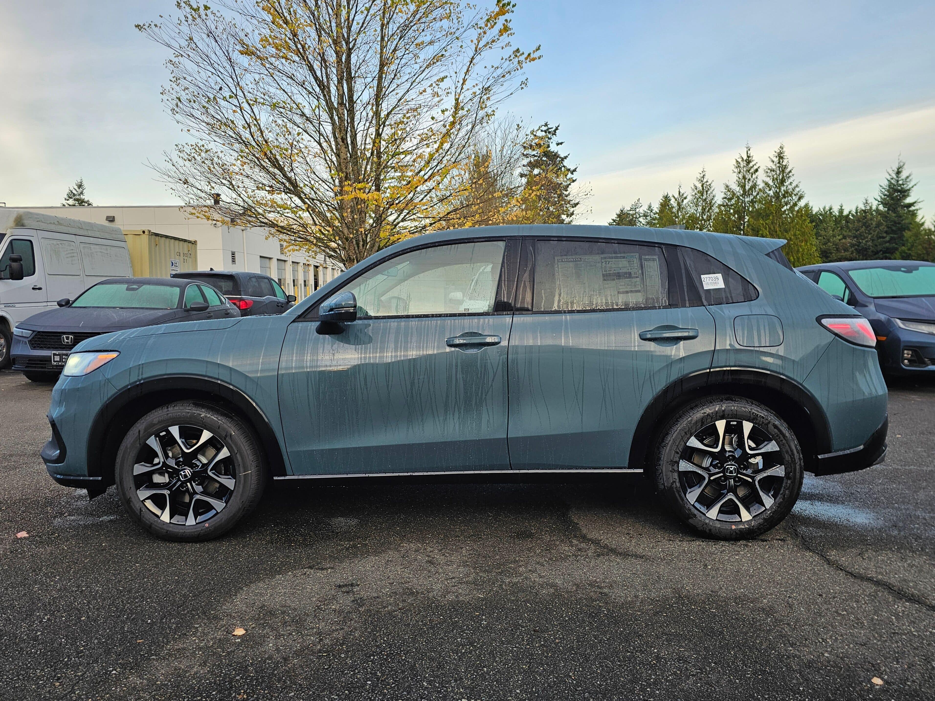 New 2027 Nordic Forest Pearl Honda EX-L image 4
