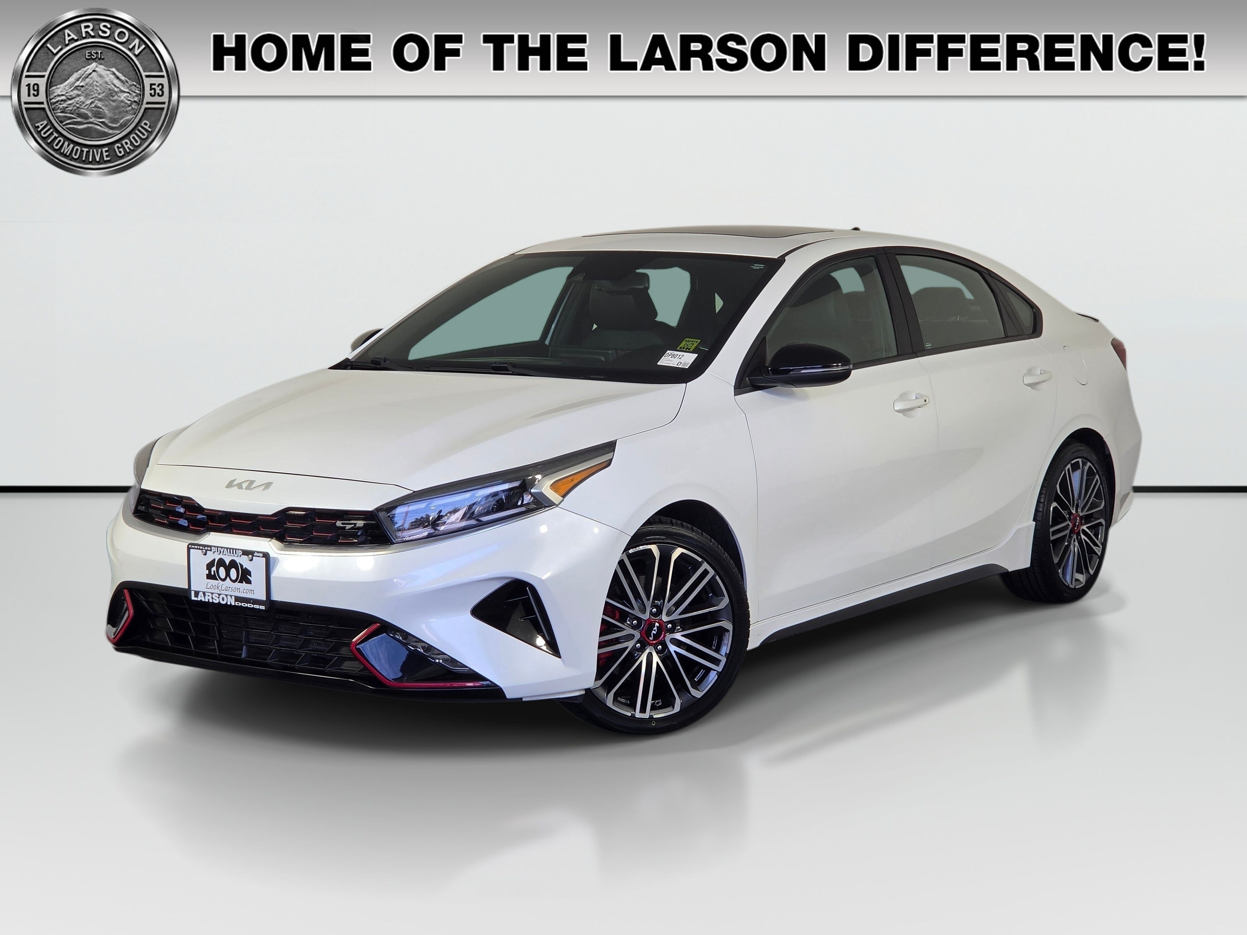 Snow White Pearl 2023 Kia Forte Sedan Front-Wheel Drive 6-Speed Manual