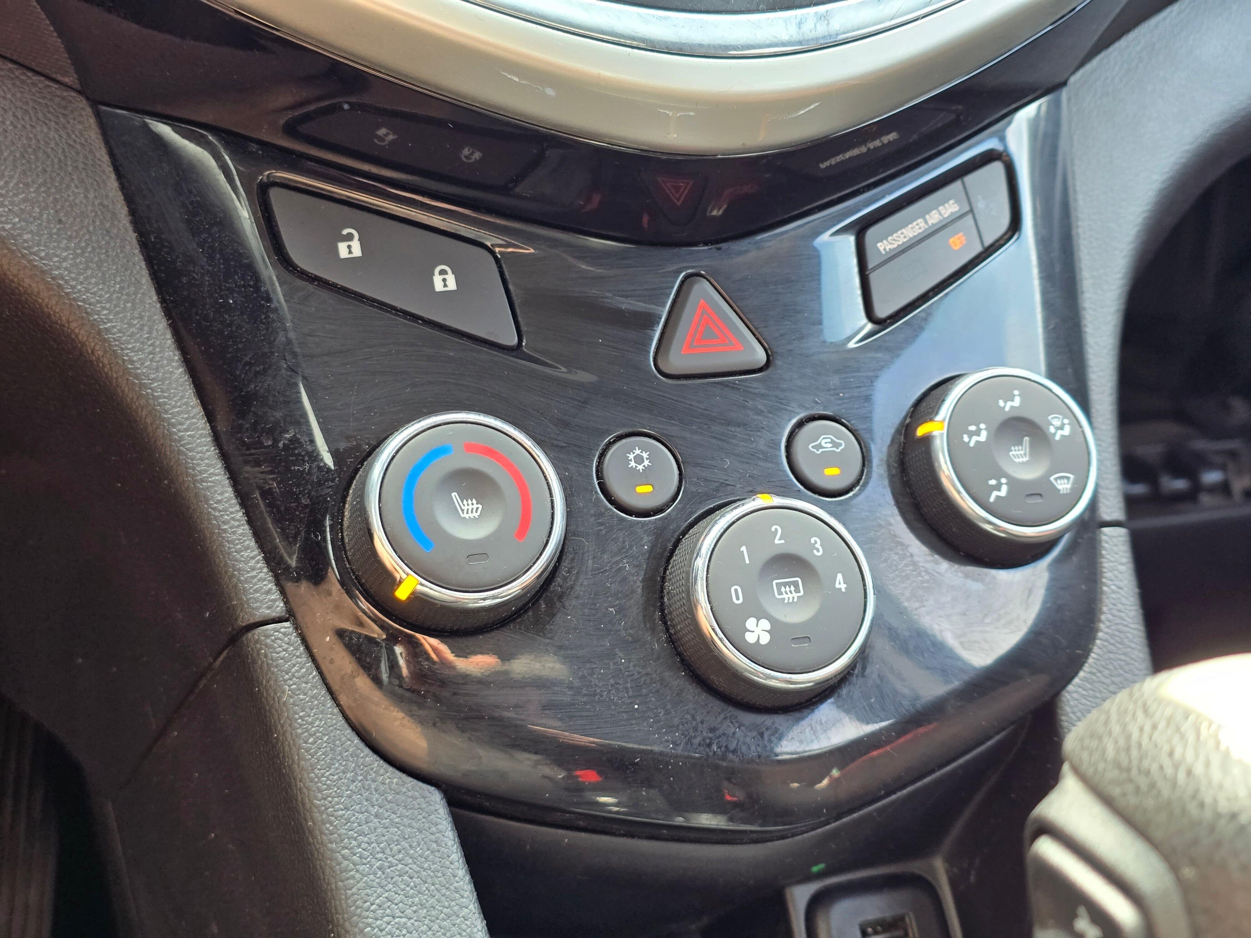 Used 2018 Red Chevrolet LT image 17