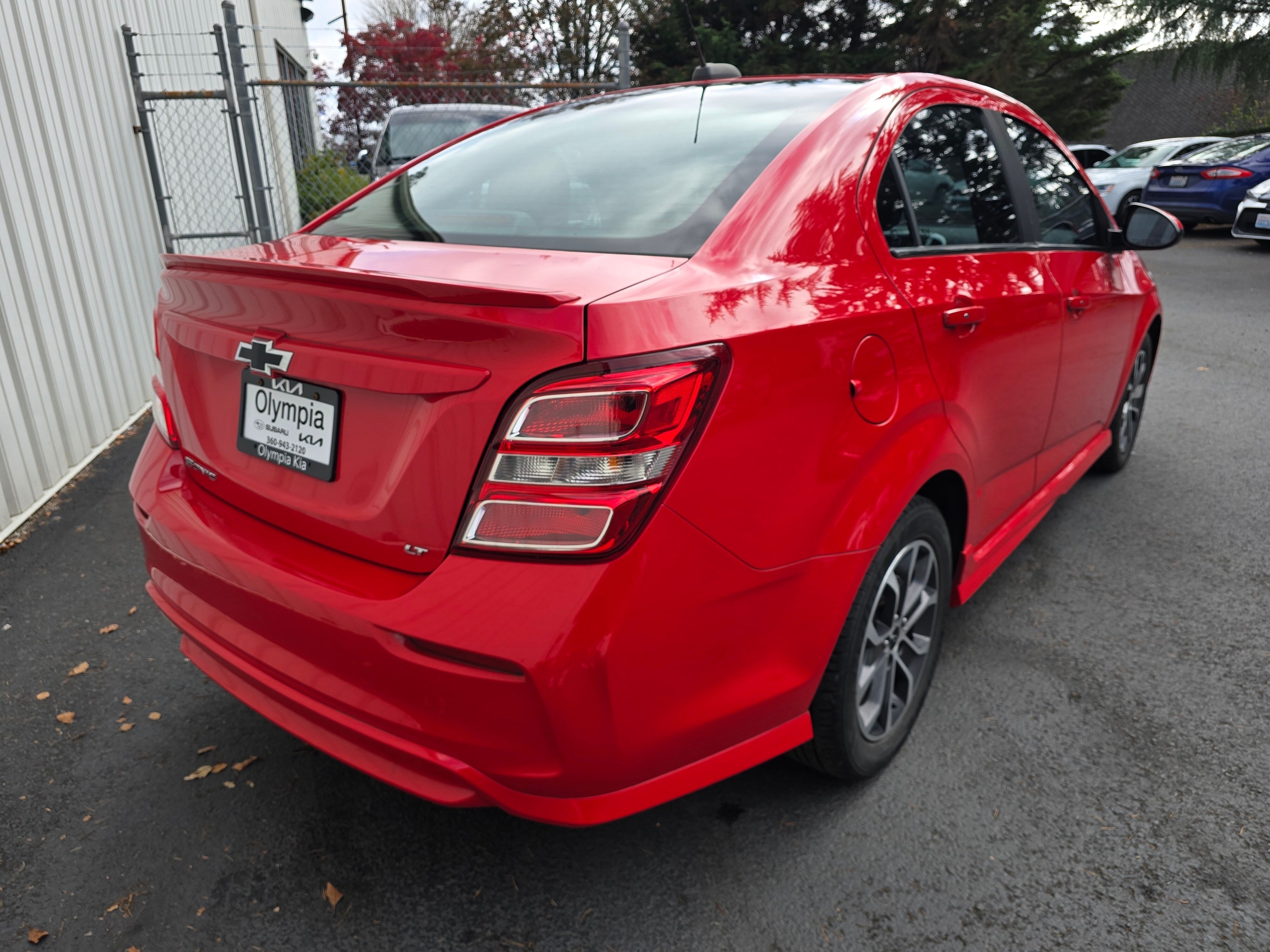 Used 2018 Red Chevrolet LT image 4