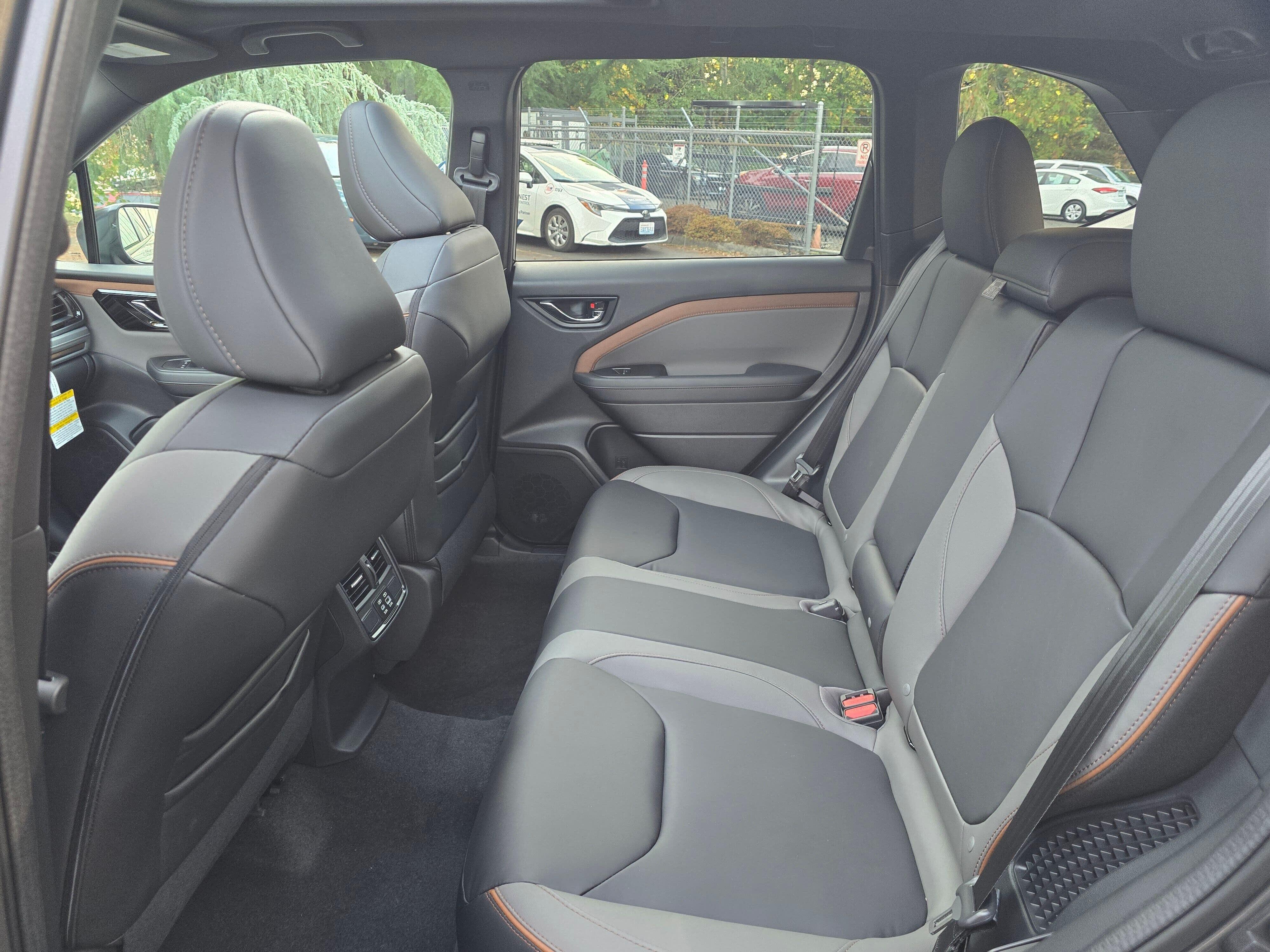 New 2026 MAGNETITE GRAY METALLIC Subaru Sport Hybrid image 10