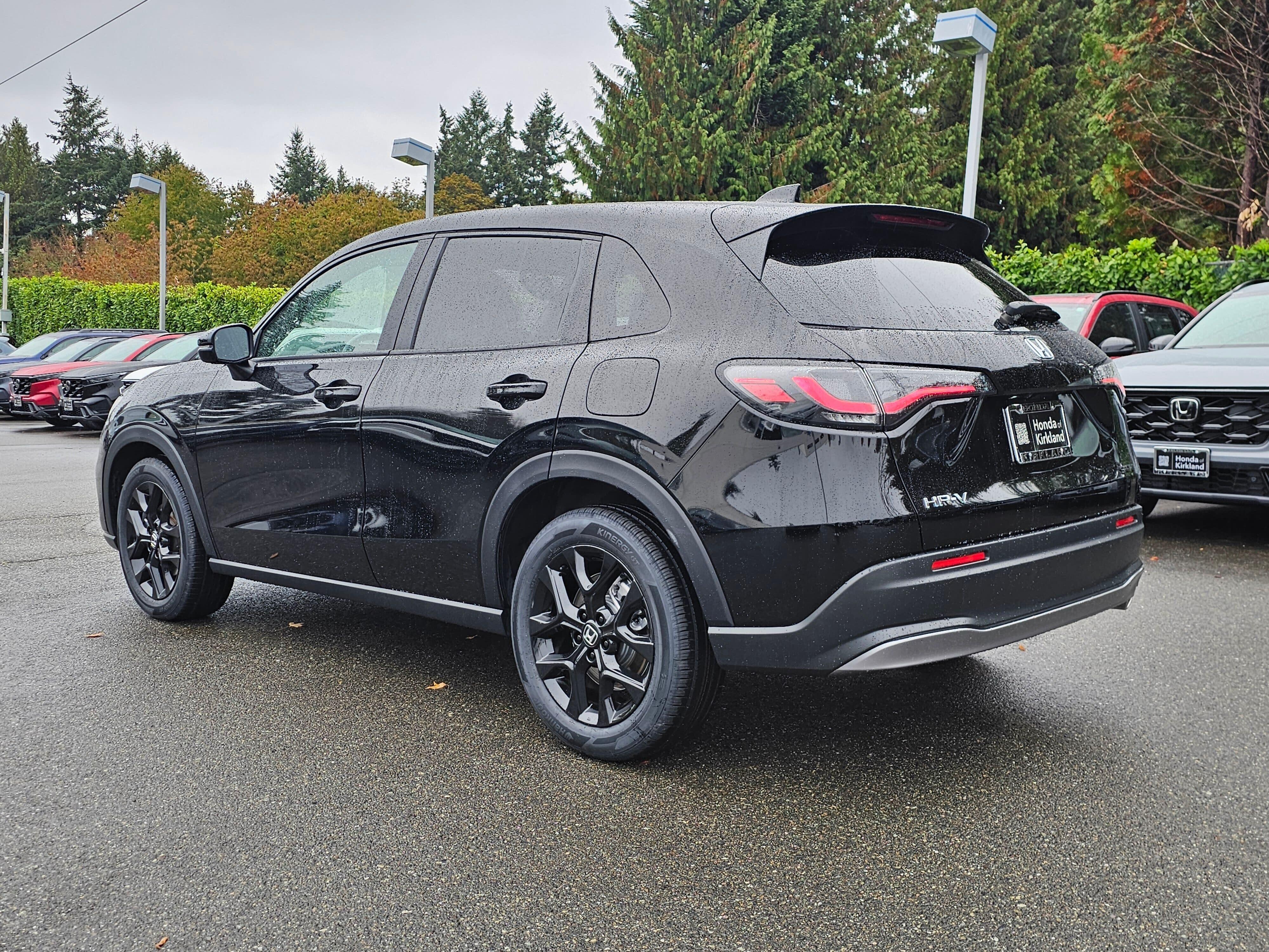 Certified Used 2024 Crystal Black Pearl Honda 5DR AWD SPORT image 5