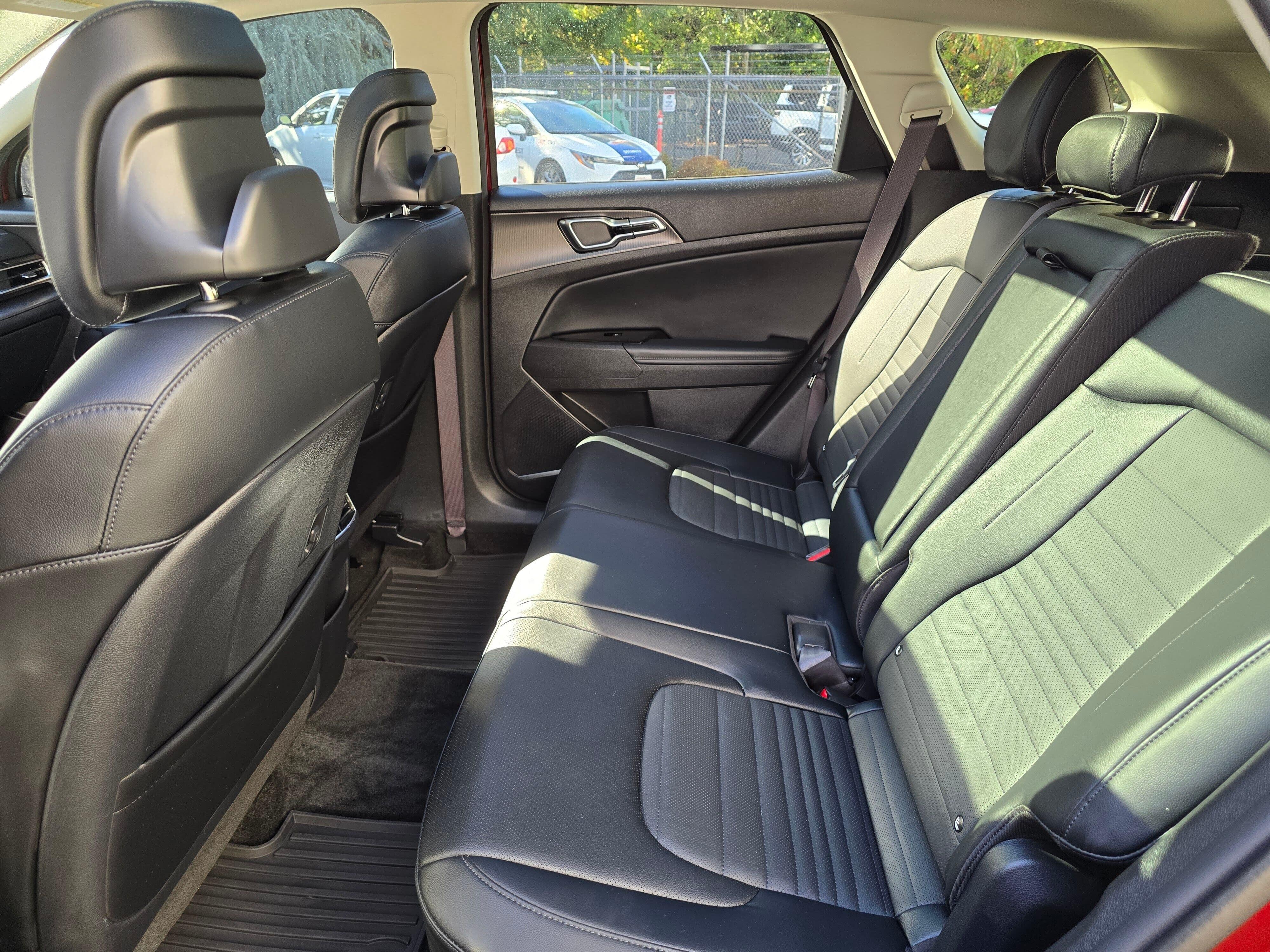 Used 2024 Red Kia SX-Prestige image 10