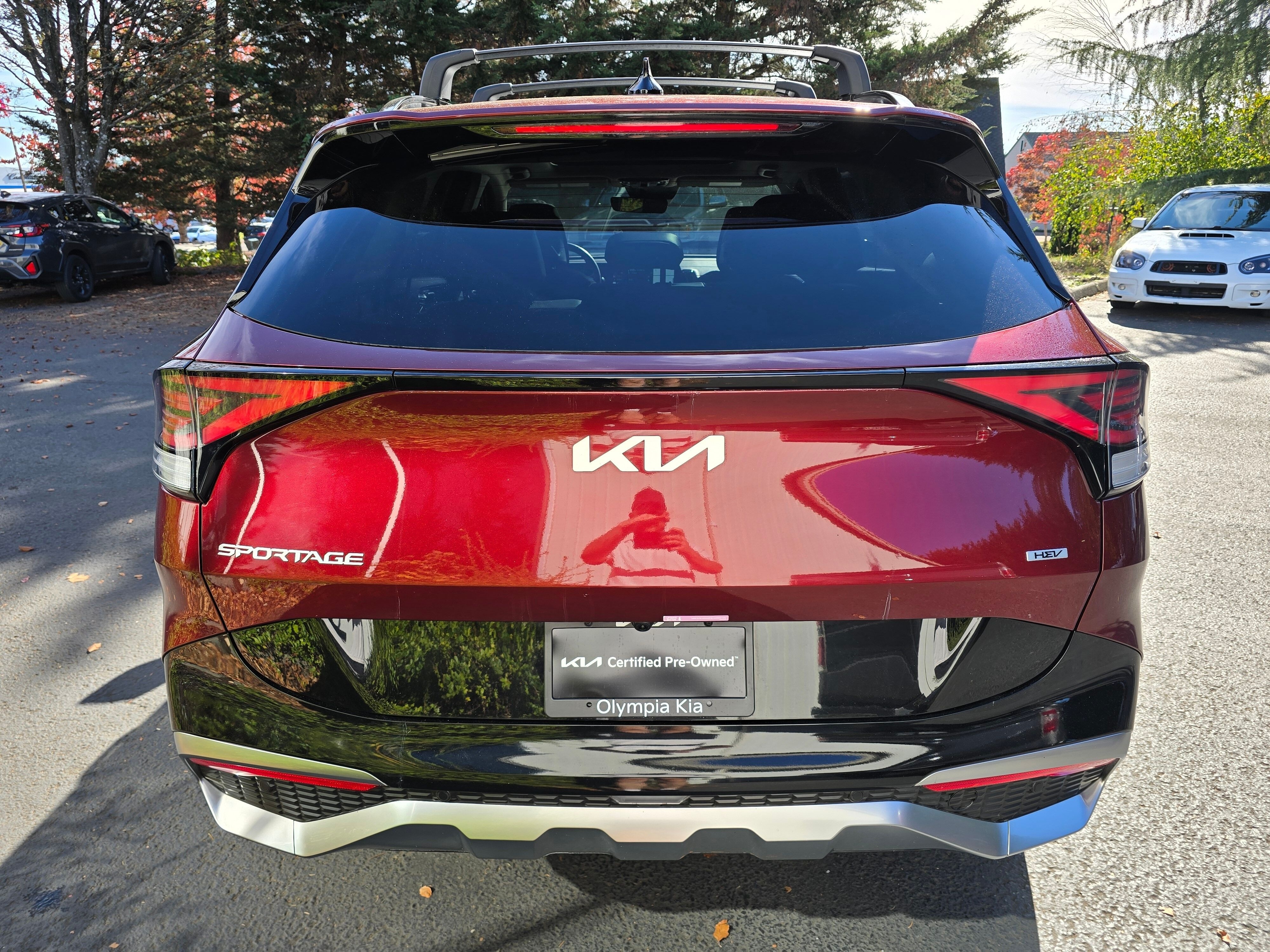 Used 2024 Red Kia SX-Prestige image 5