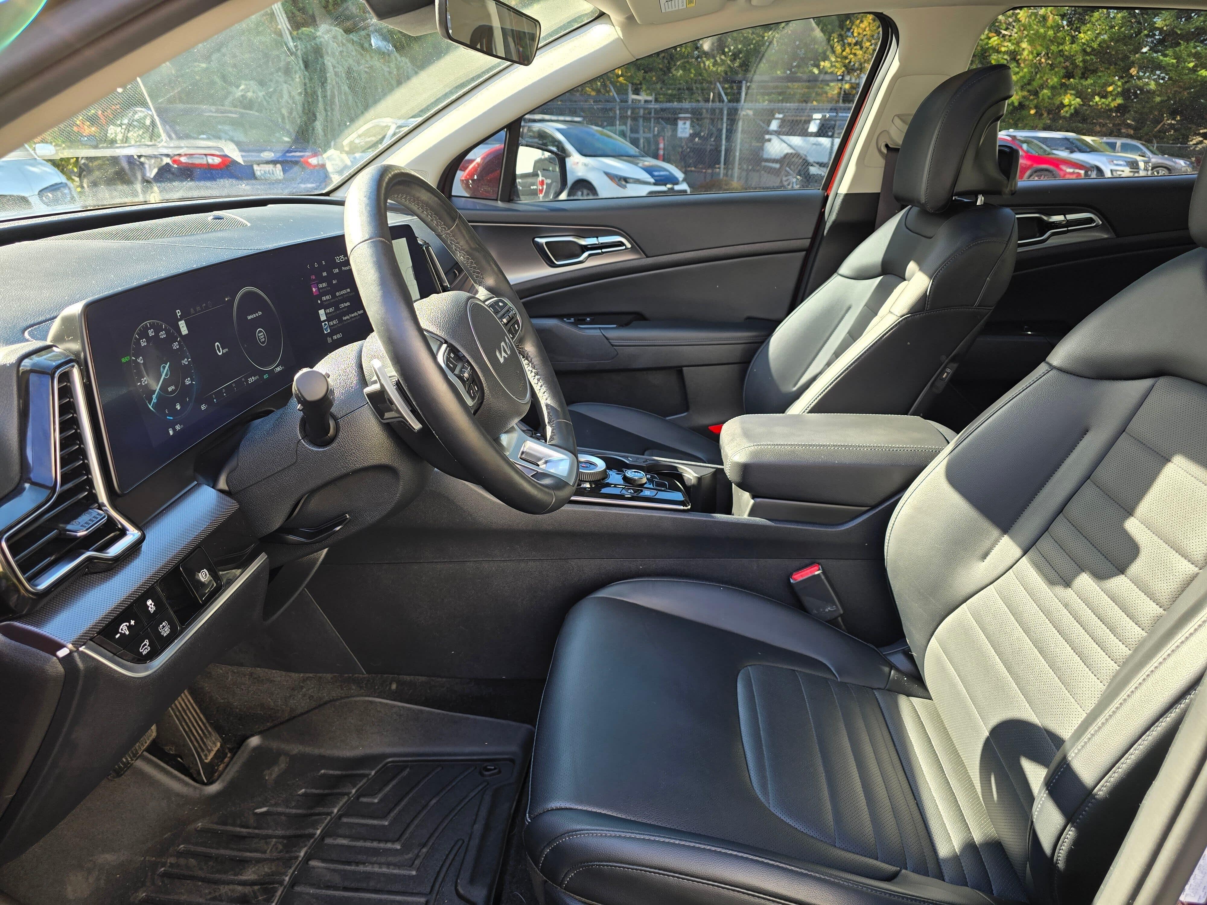 Used 2024 Red Kia SX-Prestige image 8