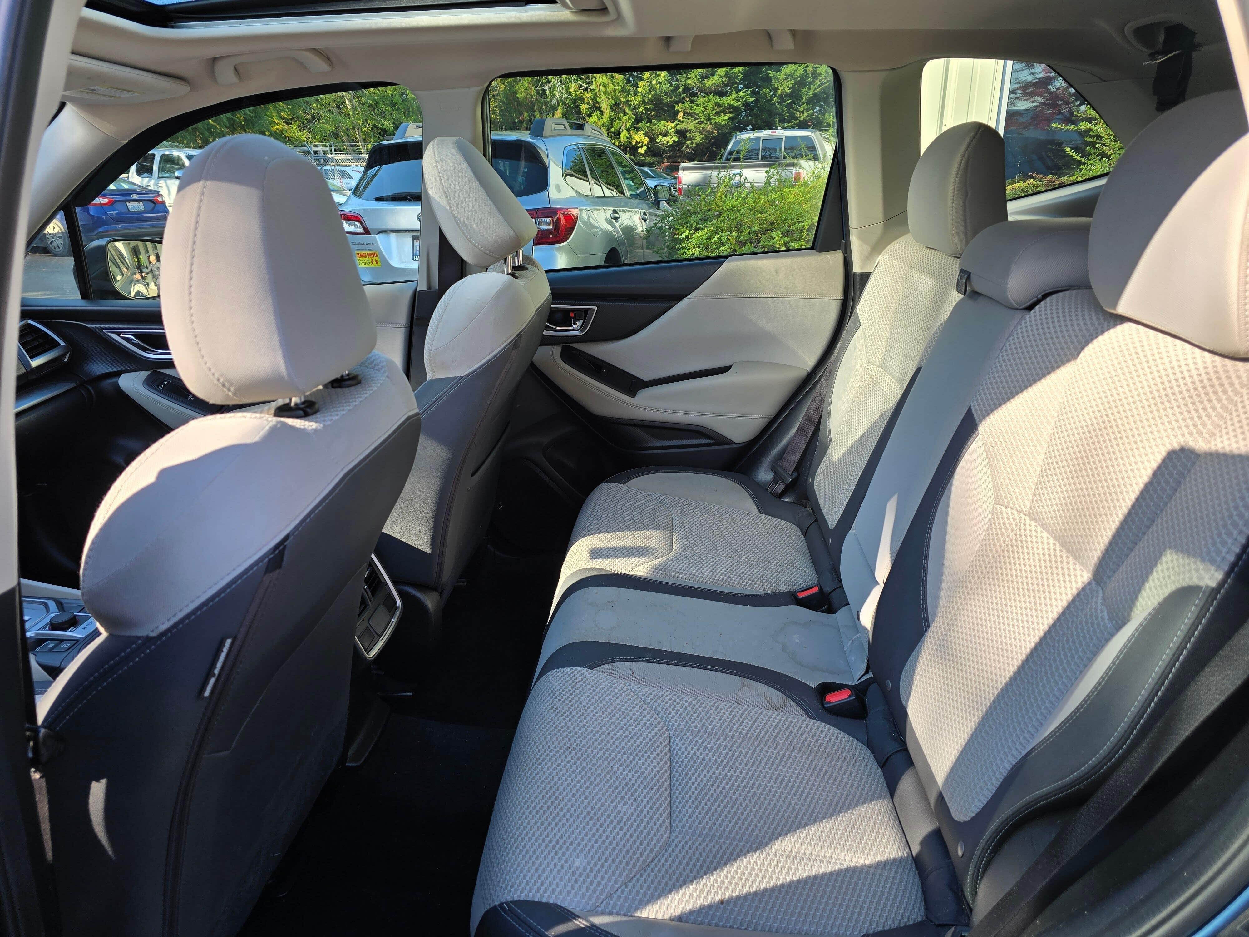 Used 2020 Horizon Blue Subaru Premium image 10