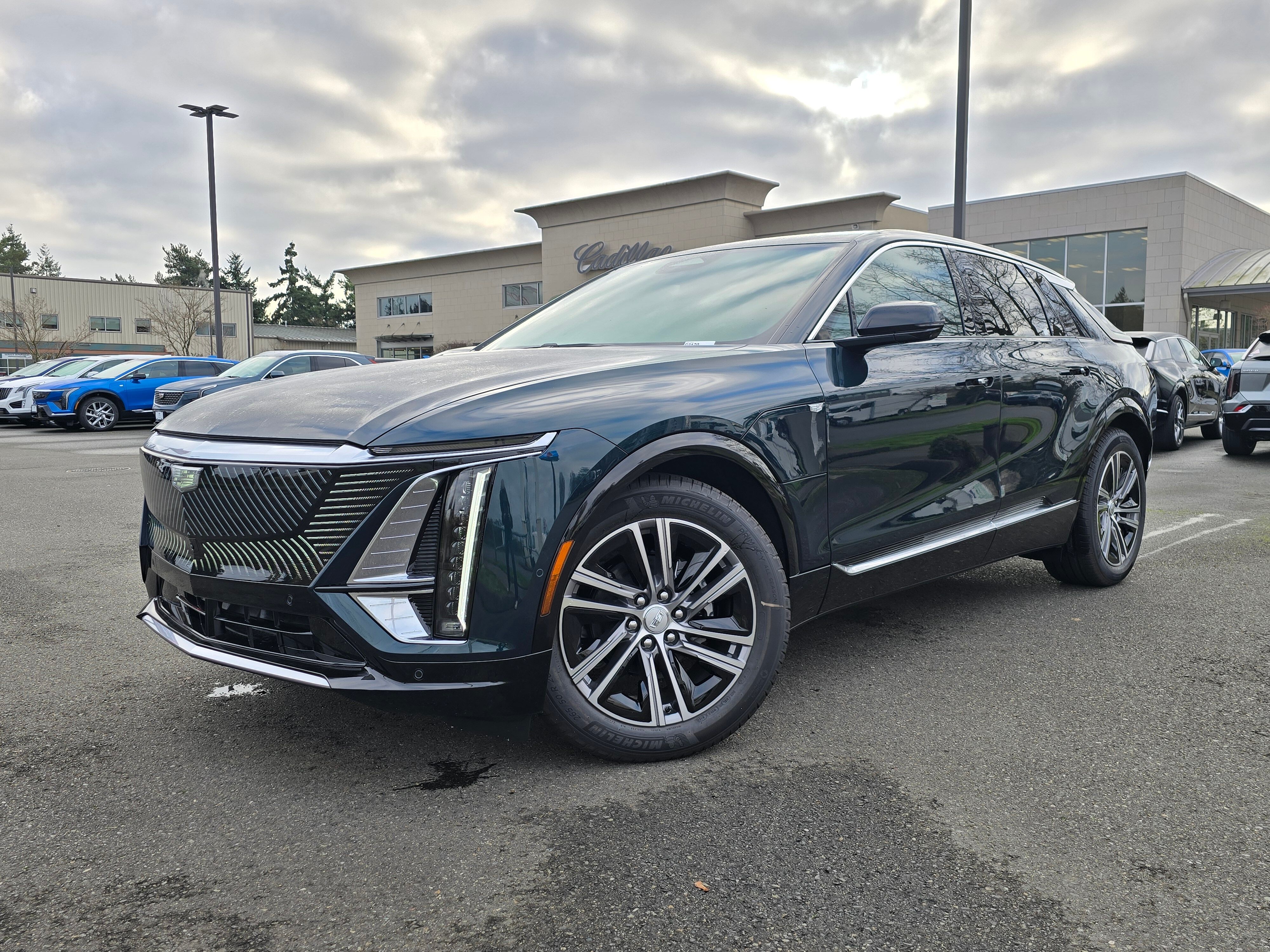 2026 Cadillac LYRIQ Luxury AWD