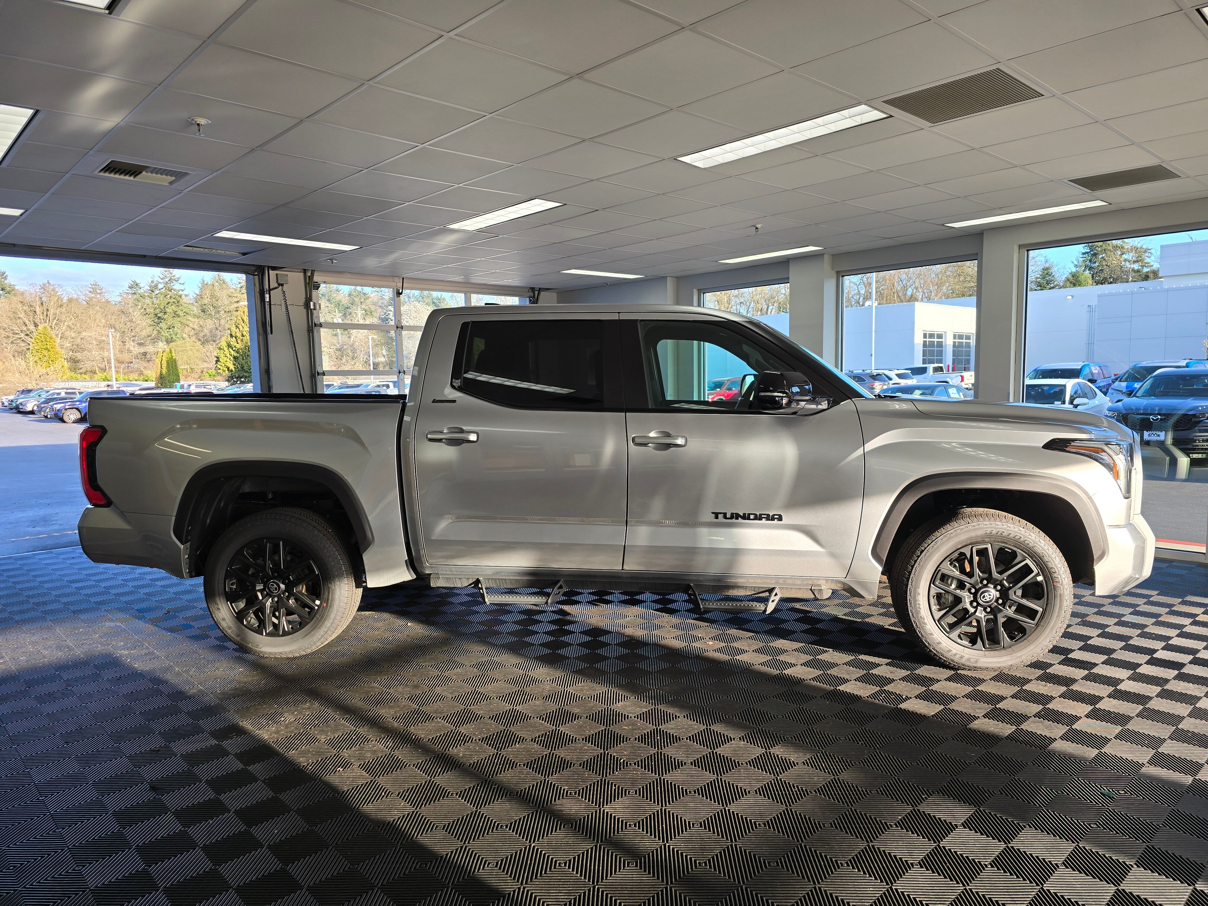 View vehicle photo 2