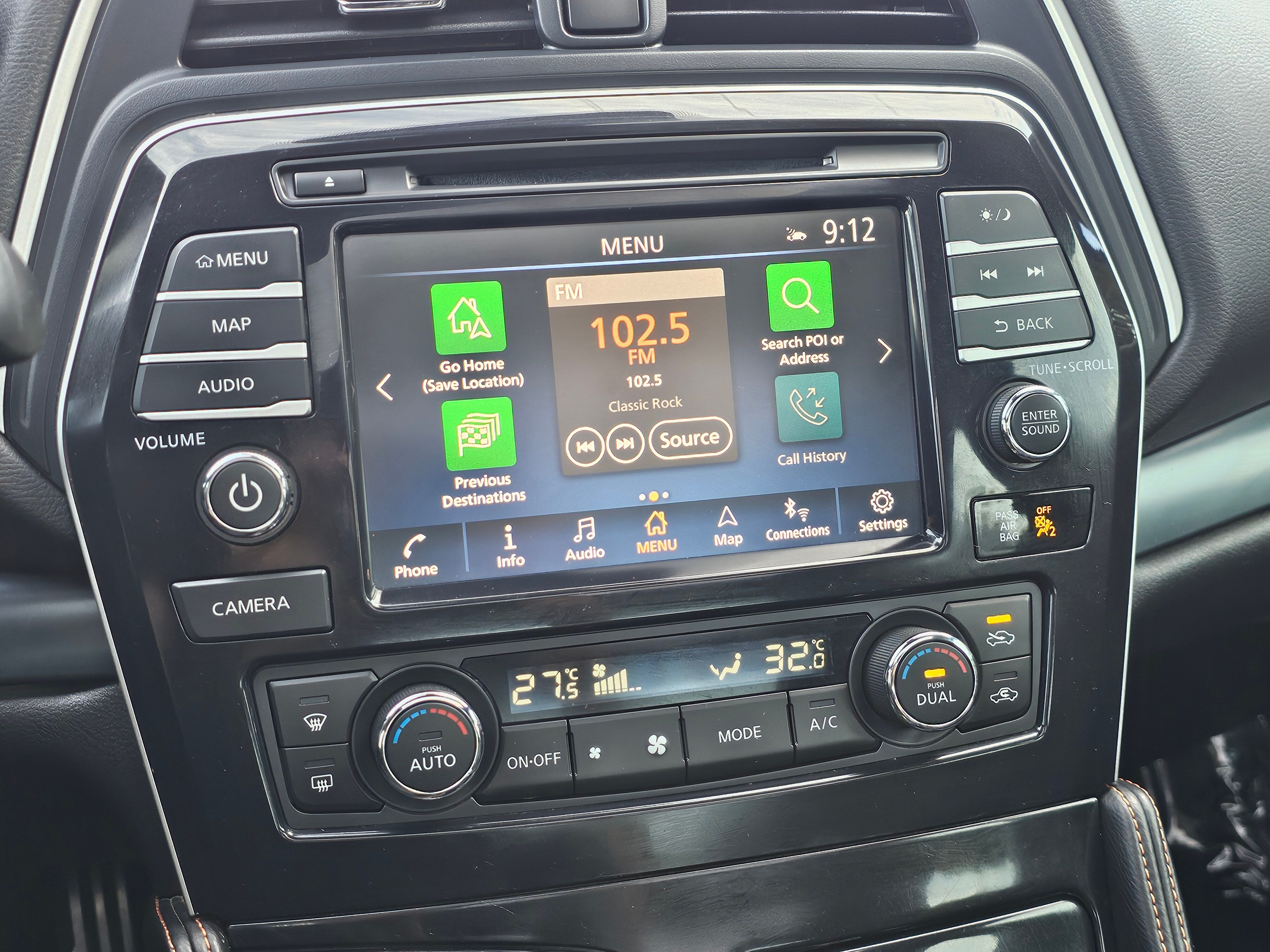 2023 Nissan Maxima SR - Photo 28