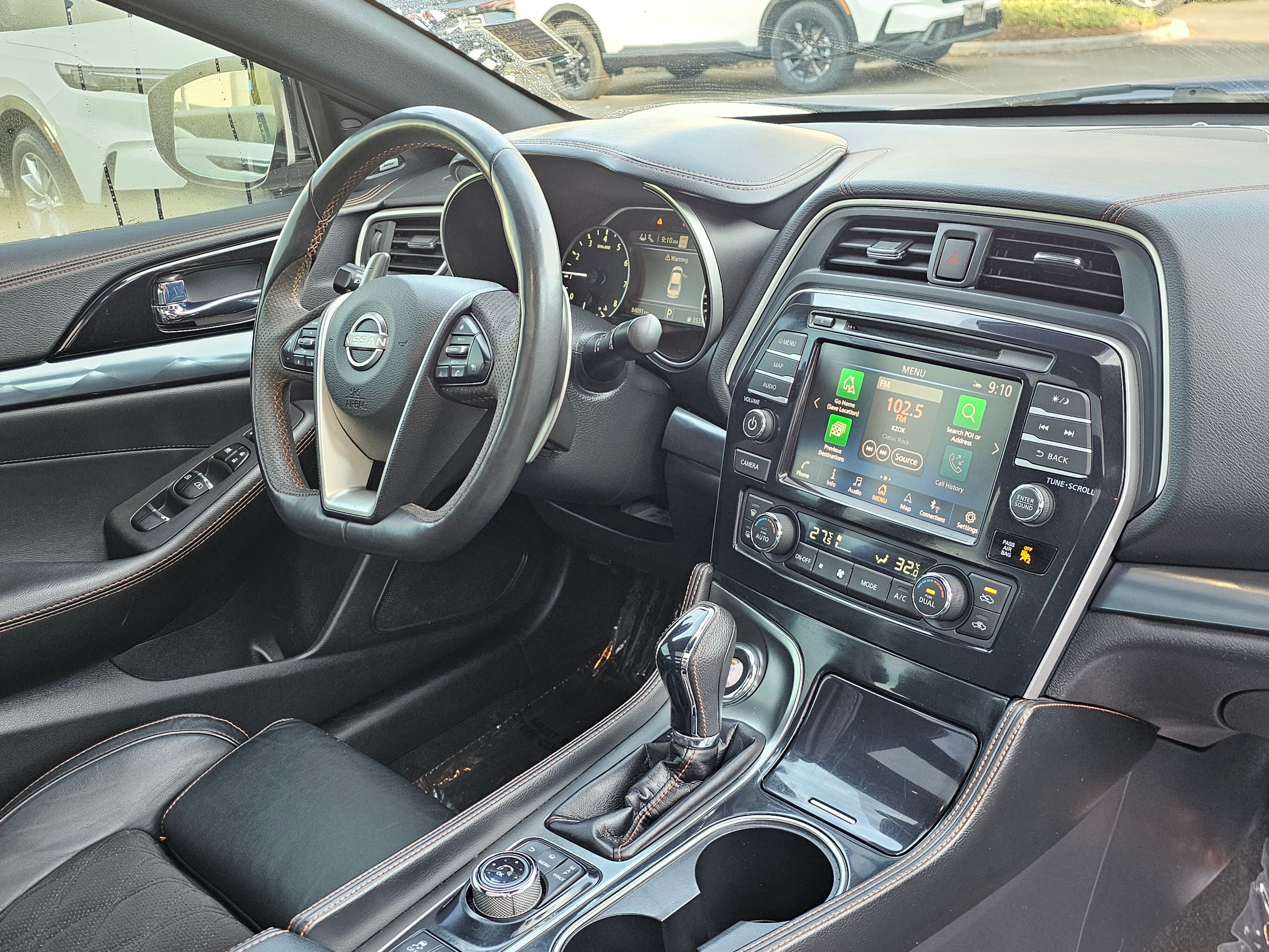 2023 Nissan Maxima SR - Photo 10